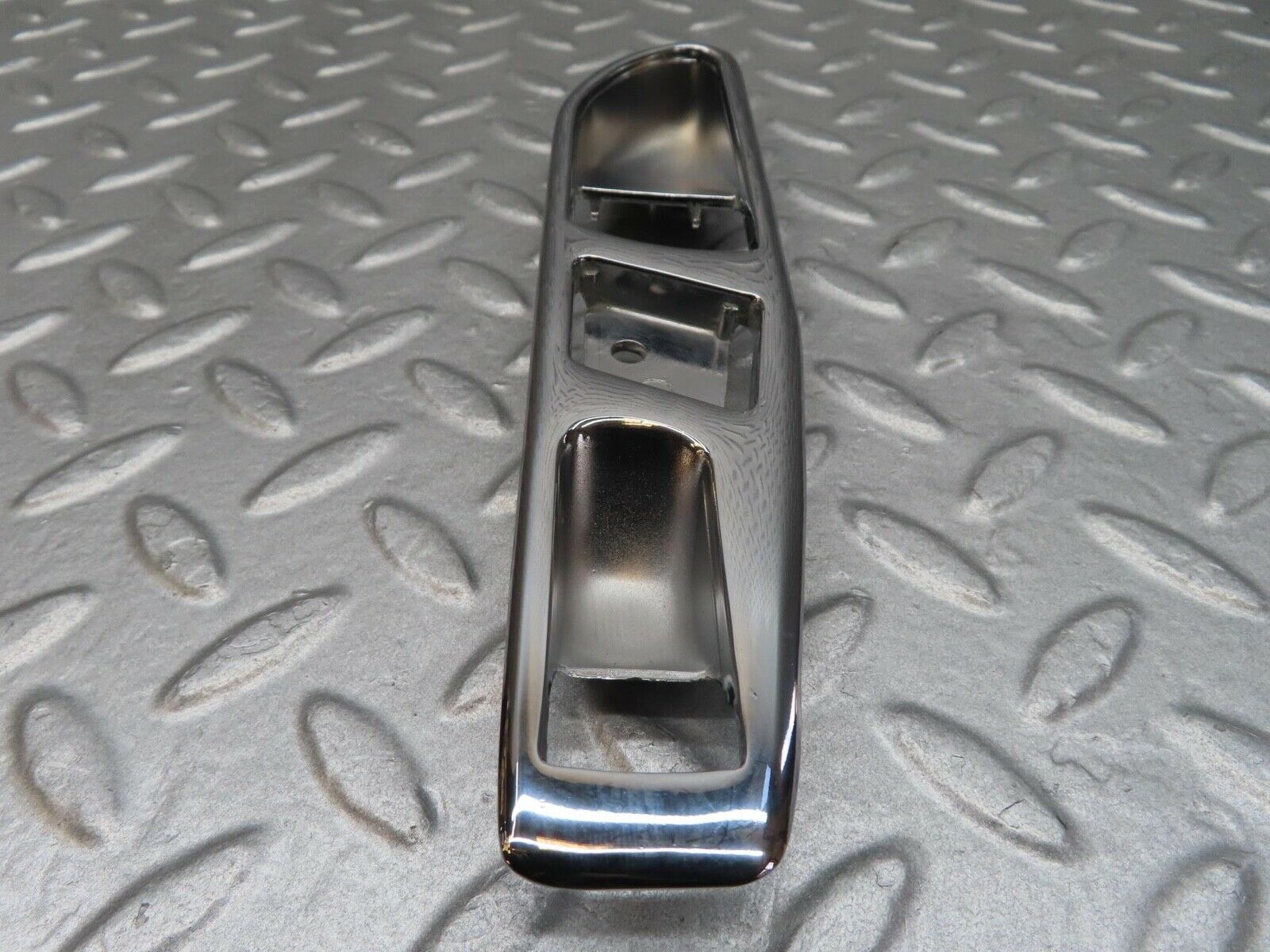 13979 Mercedes-Benz C107 280SLC Interior Door Handle Chrome Surround Left