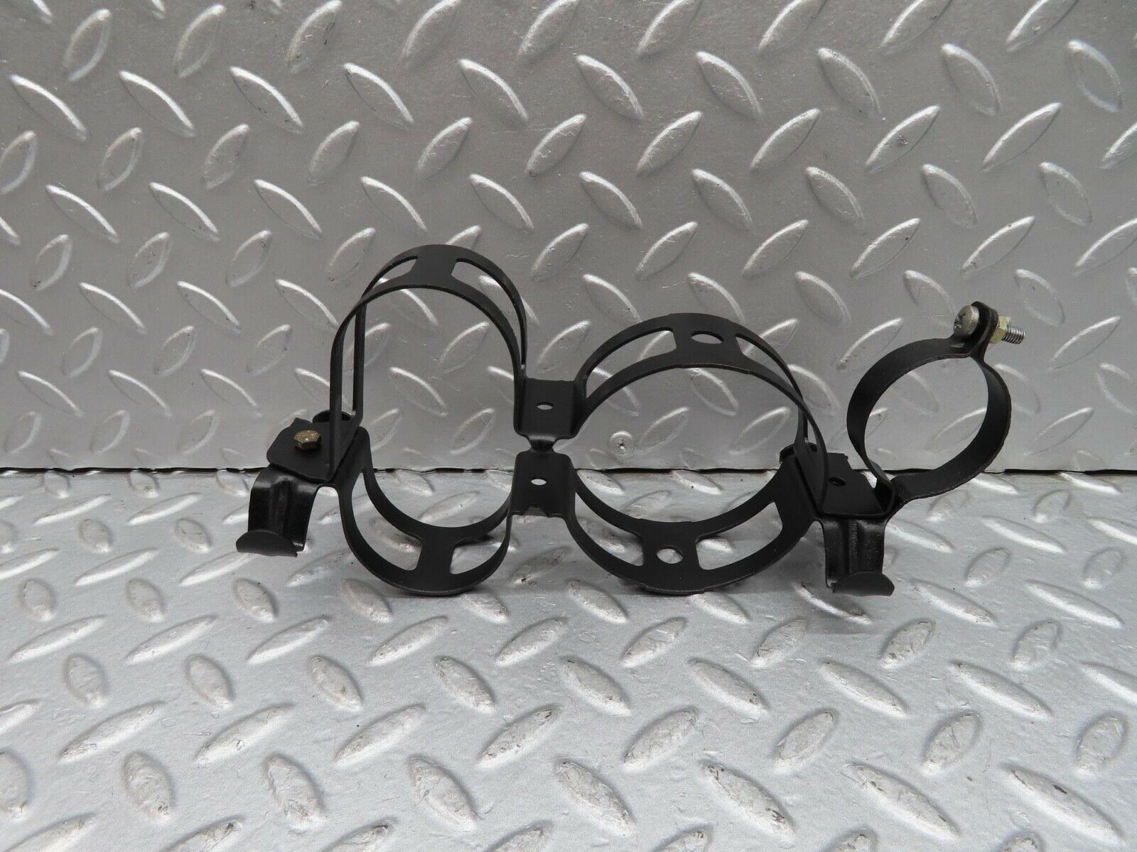 16261 Mercedes-Benz W124 260E Fuel Pump Fuel Filter Bracket Holder