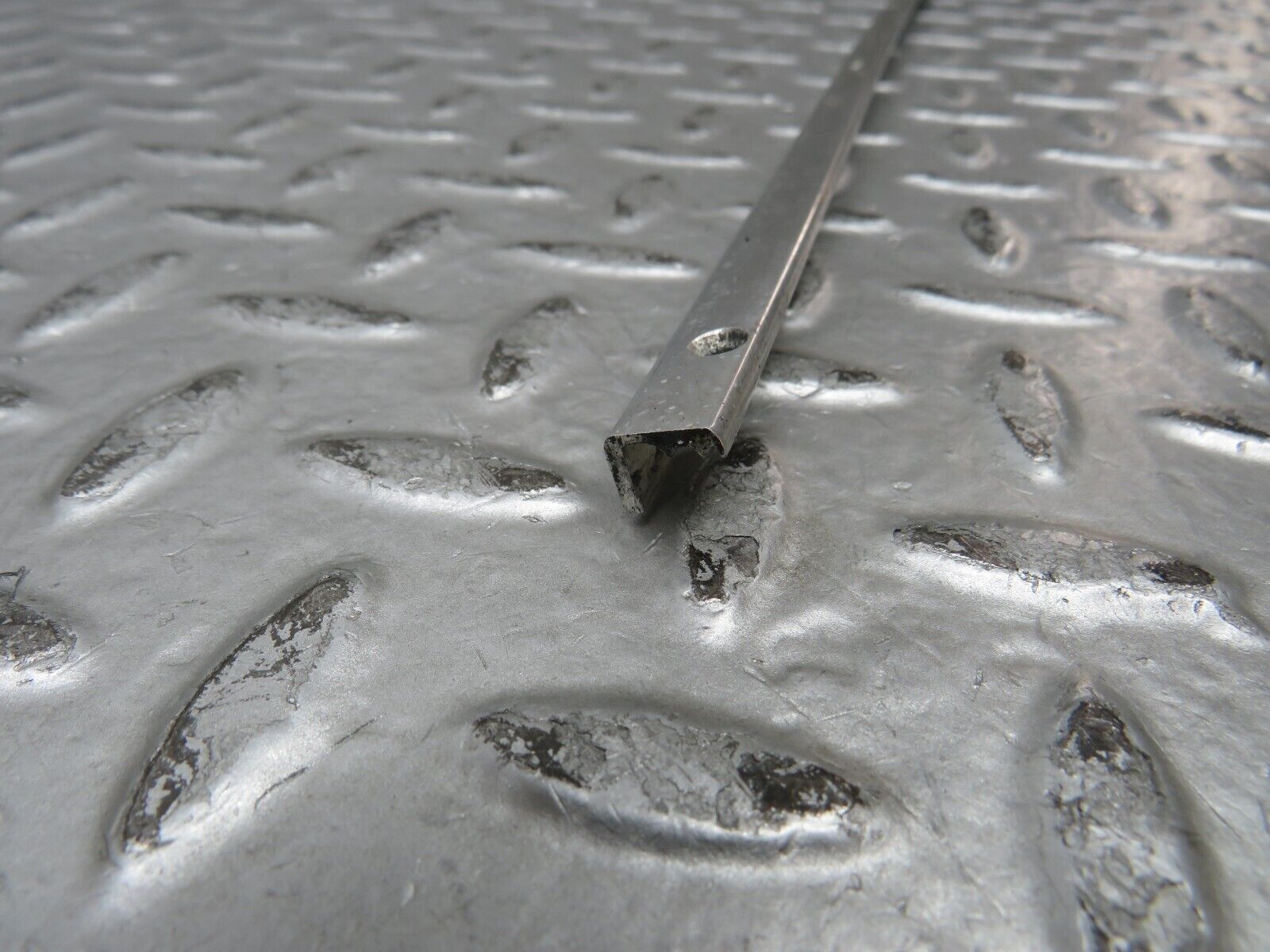 28881 Mercedes-Benz W123 230E Sunroof Chrome Trim