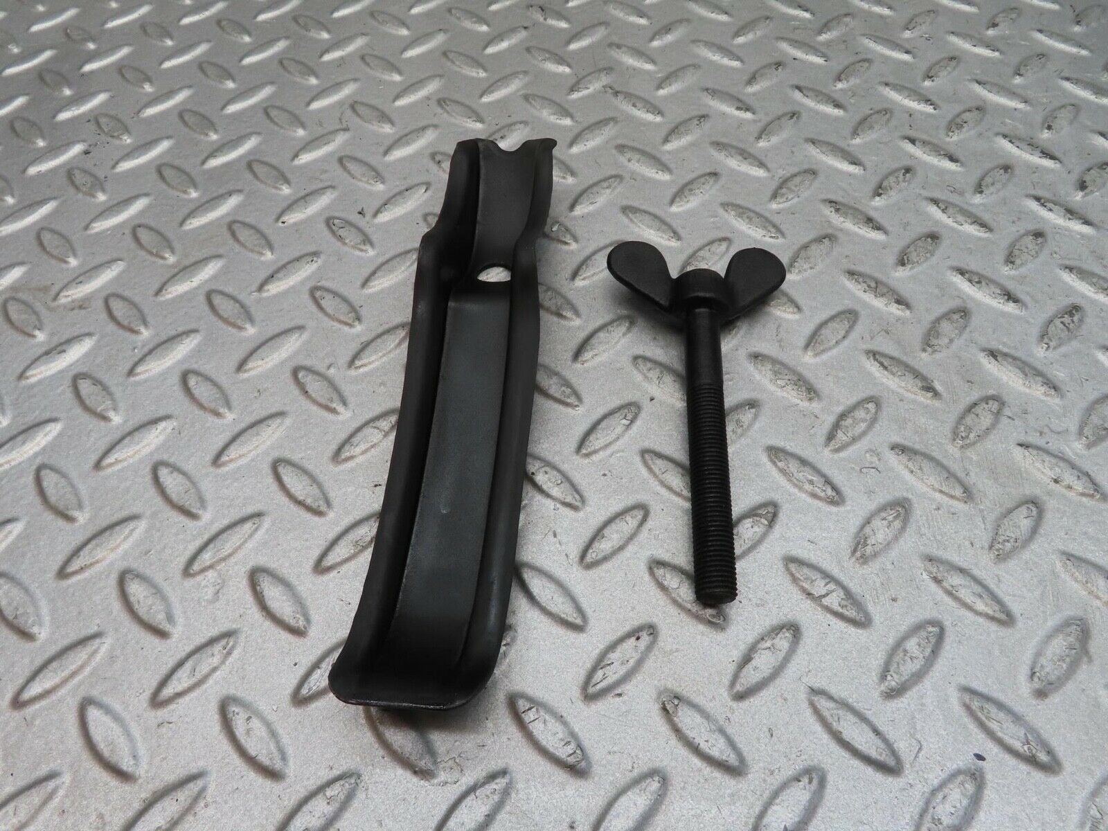 12676 Mercedes-Benz W108 Spare Wheel Holder