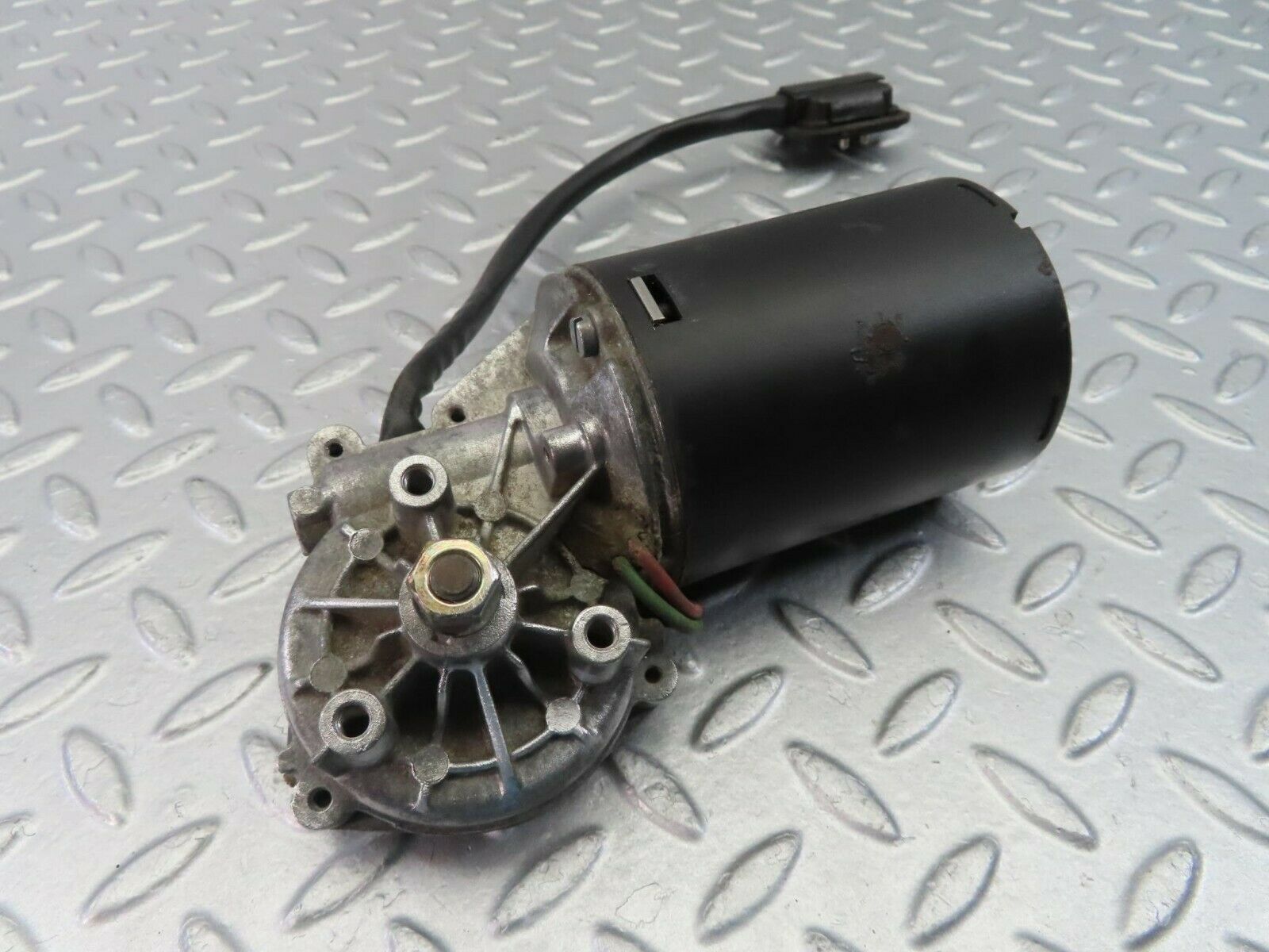 9923 Mercedes-Benz C123 230CE Coupe Wiper Motor Bosch 0390341077