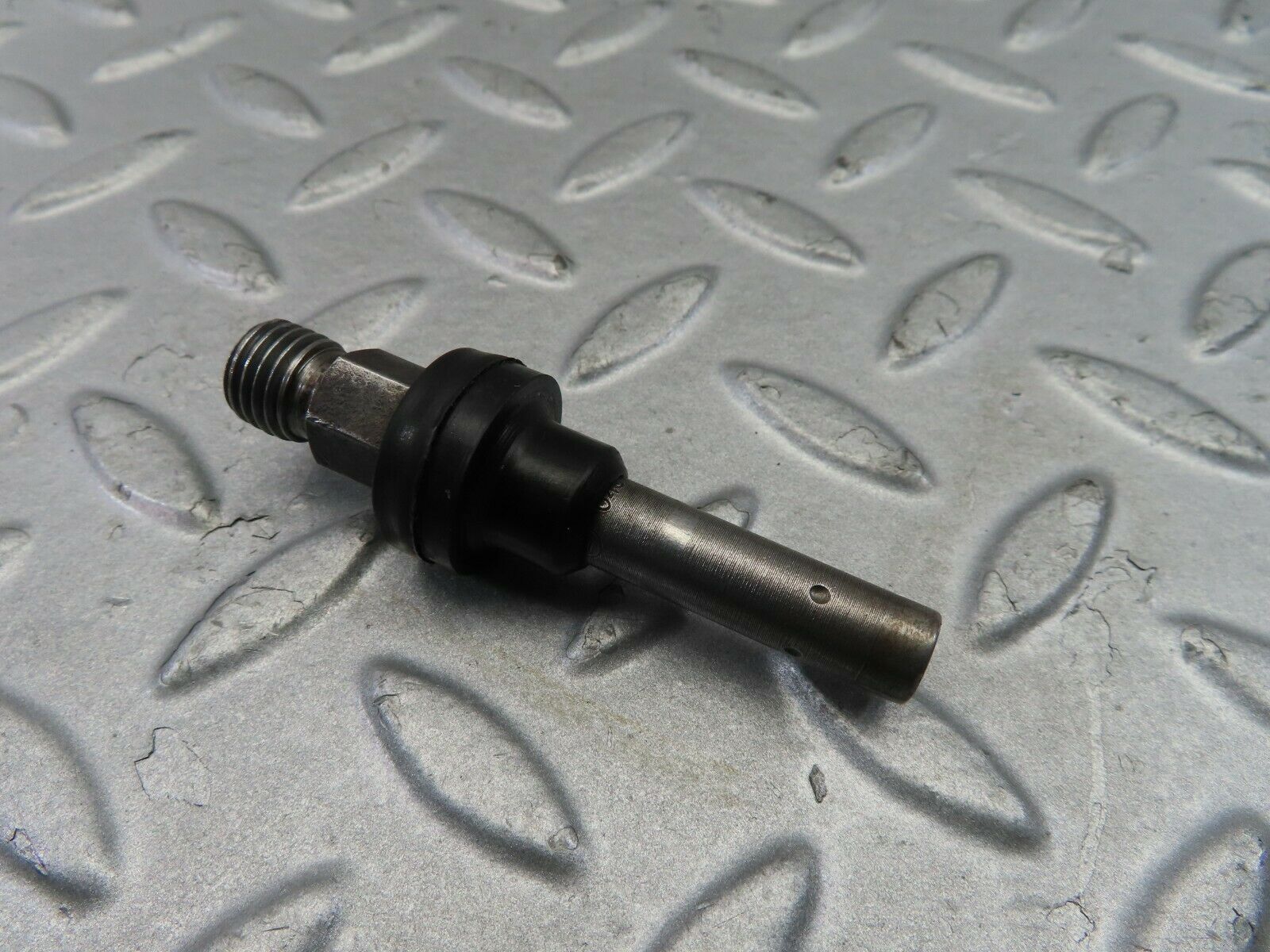 7787 Mercedes-Benz S123 230TE Wagon Fuel Injector Bosch 0437502010