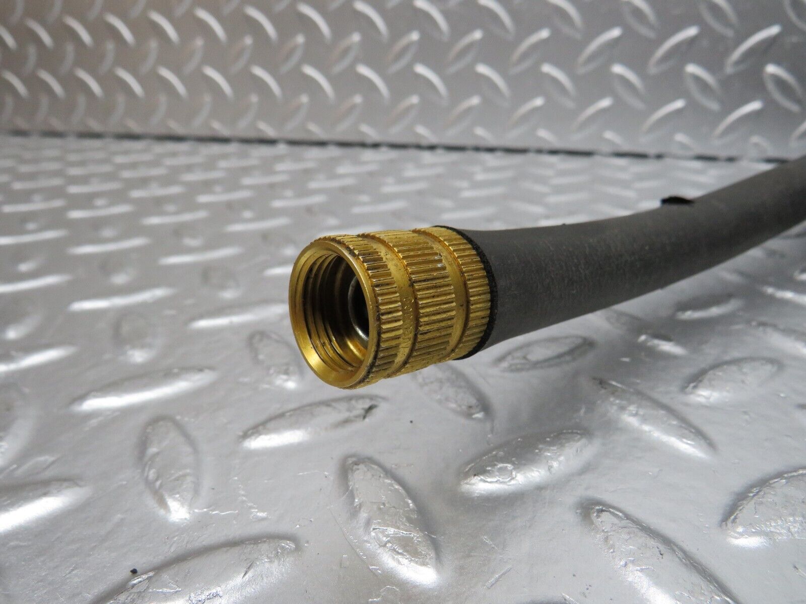 30526 Mercedes-Benz W124 230E Speedometer Cable 1245400568 For Automatic Gearbox