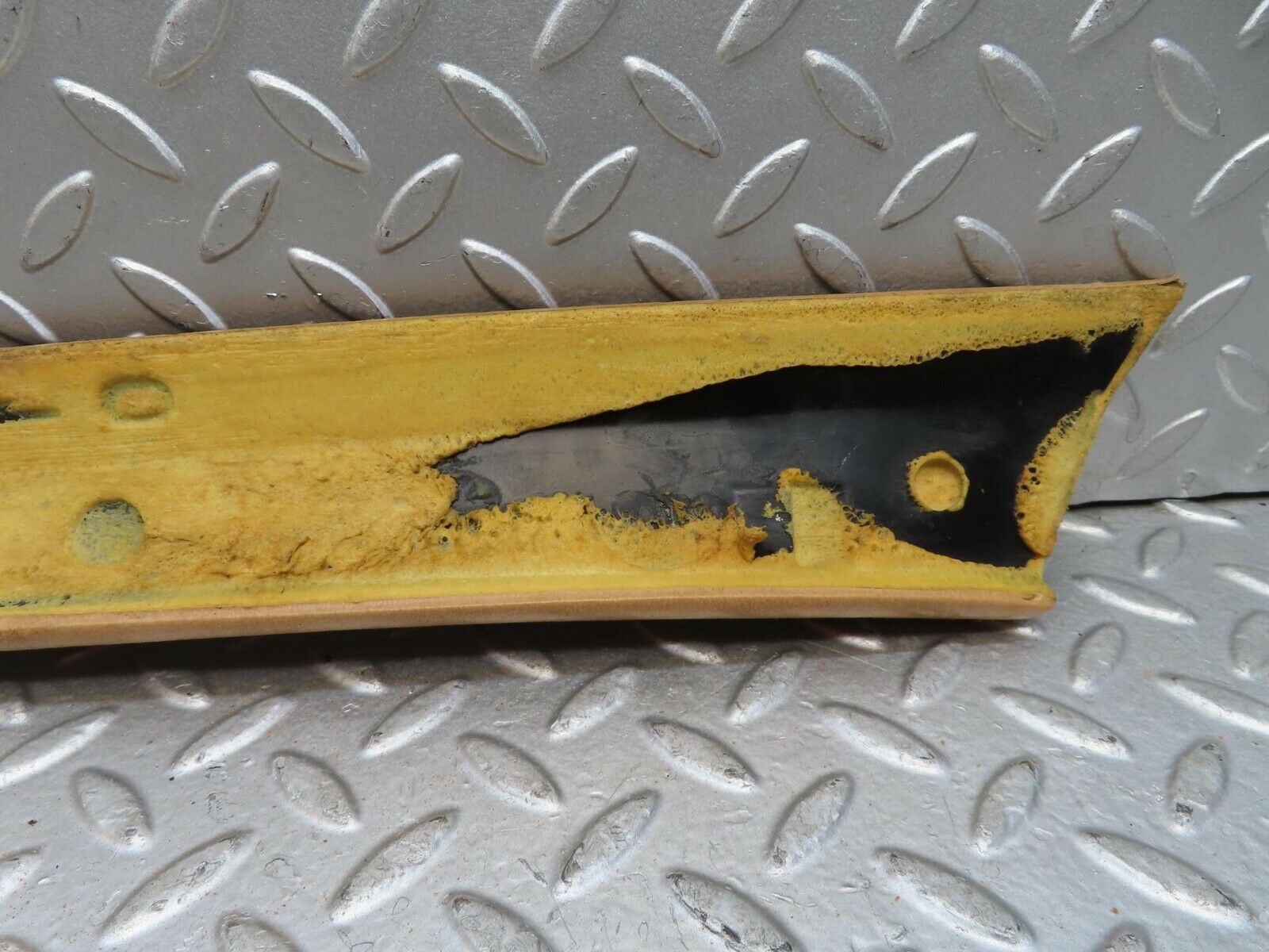 15851 Mercedes-Benz W123 280E A Pillar Cover Right Side Beige