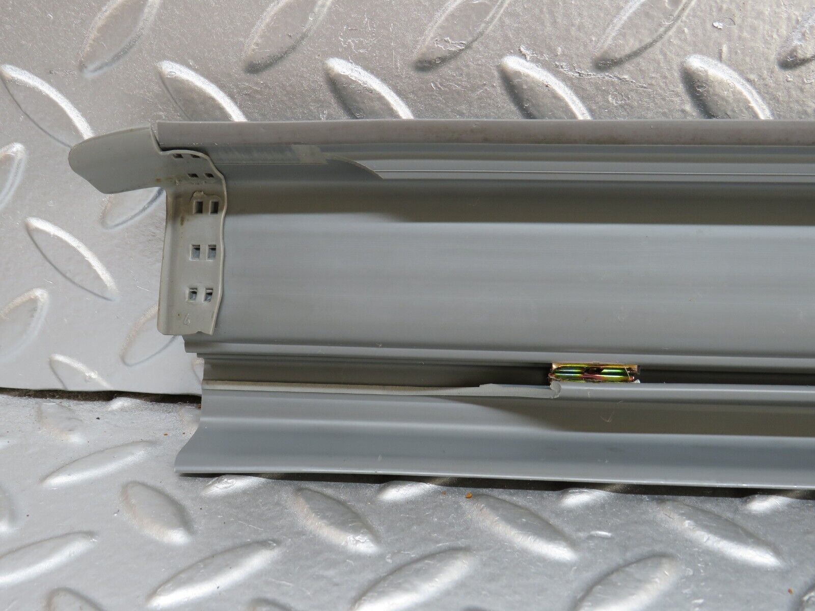 33590 Mercedes-Benz W201 190E 2.0L Front Left Door Sill Trim Grey