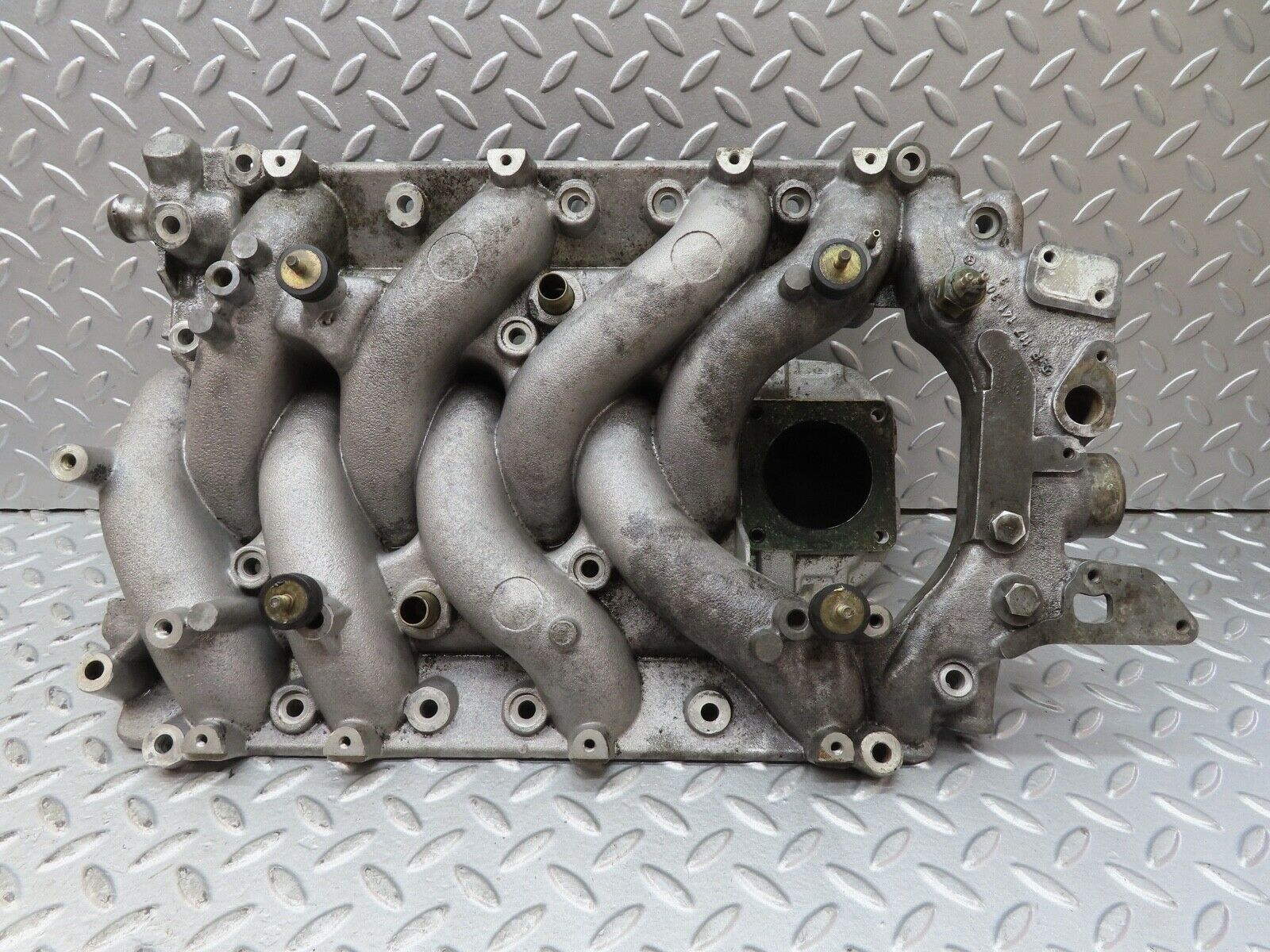 17760 Mercedes-Benz W116 450SEL Air Intake Manifold 1171413001