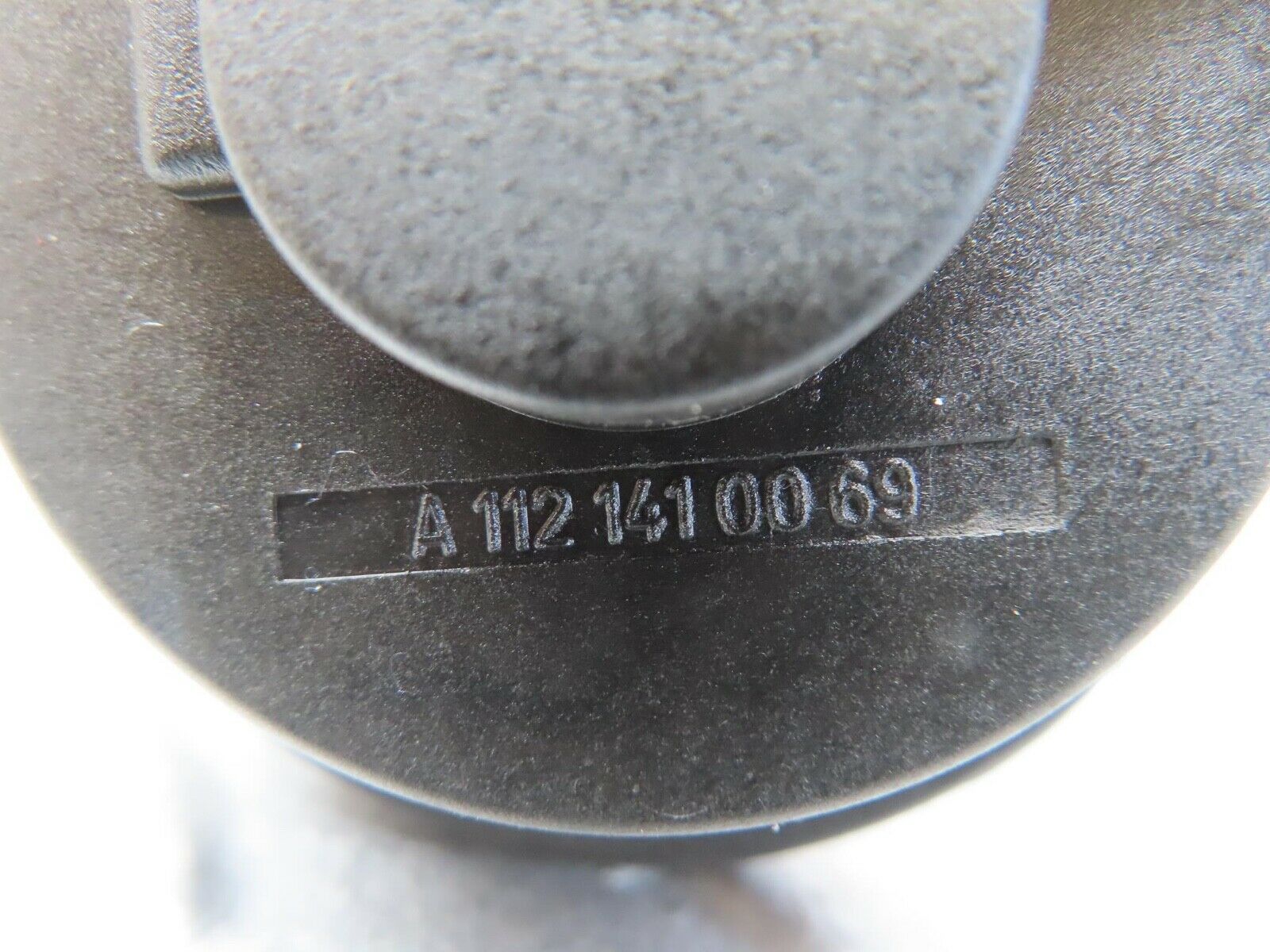 13400 Mercedes-Benz W220 S430 Vacuum Valve 1121410069