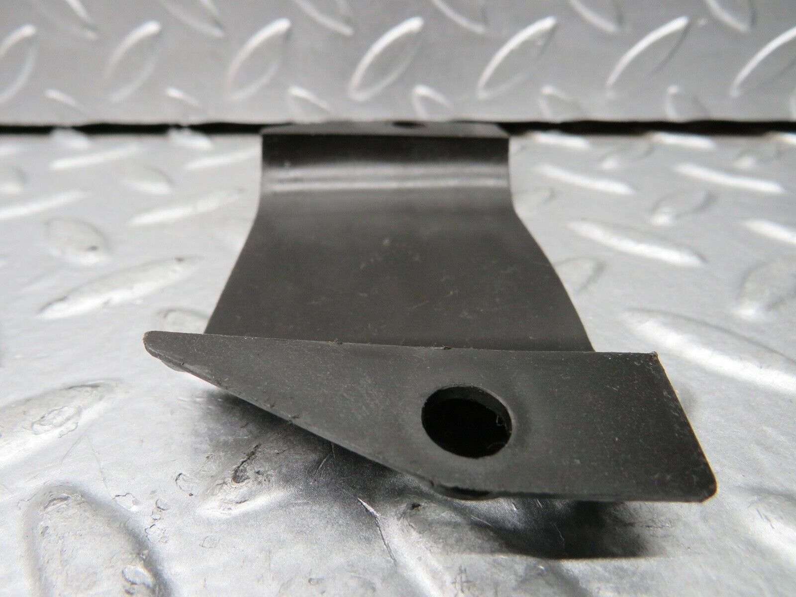 21803 Mercedes-Benz W126 300SE Front Panel Covering 0005460981