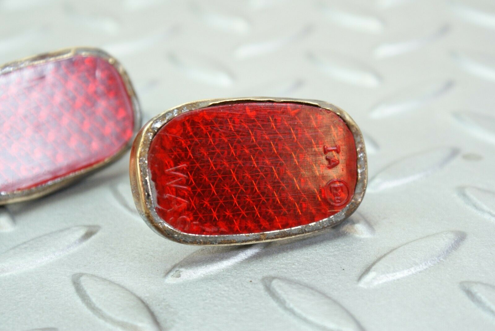 2731 Mercedes-Benz W105 219 PONTON Rear Body Reflectors