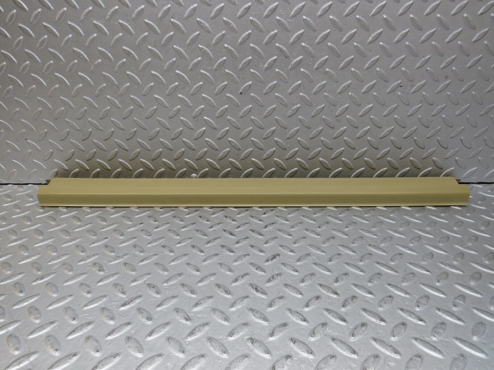 36495 Mercedes-Benz W201 190E 2.0L Front Left Door Sill Trim Beige