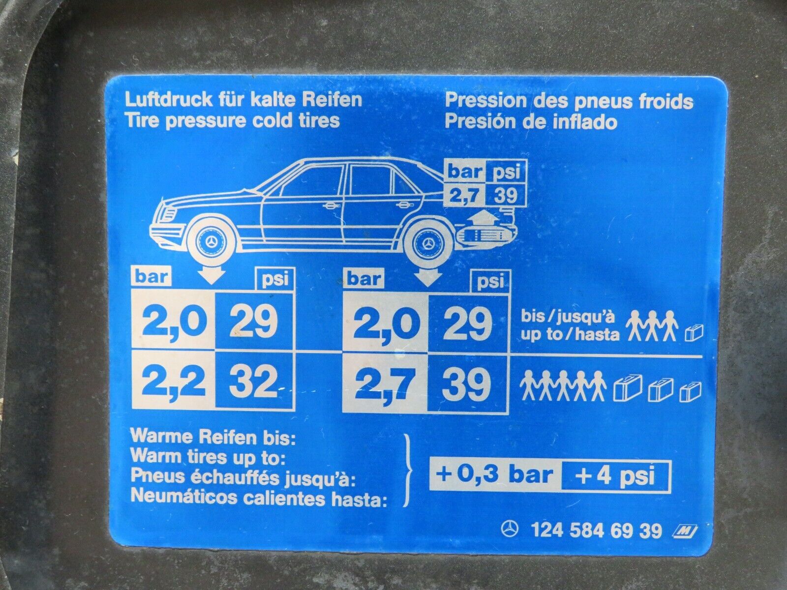 26610 Mercedes-Benz C124 220CE Coupe Fuel Tank Flap Cap 1245846939