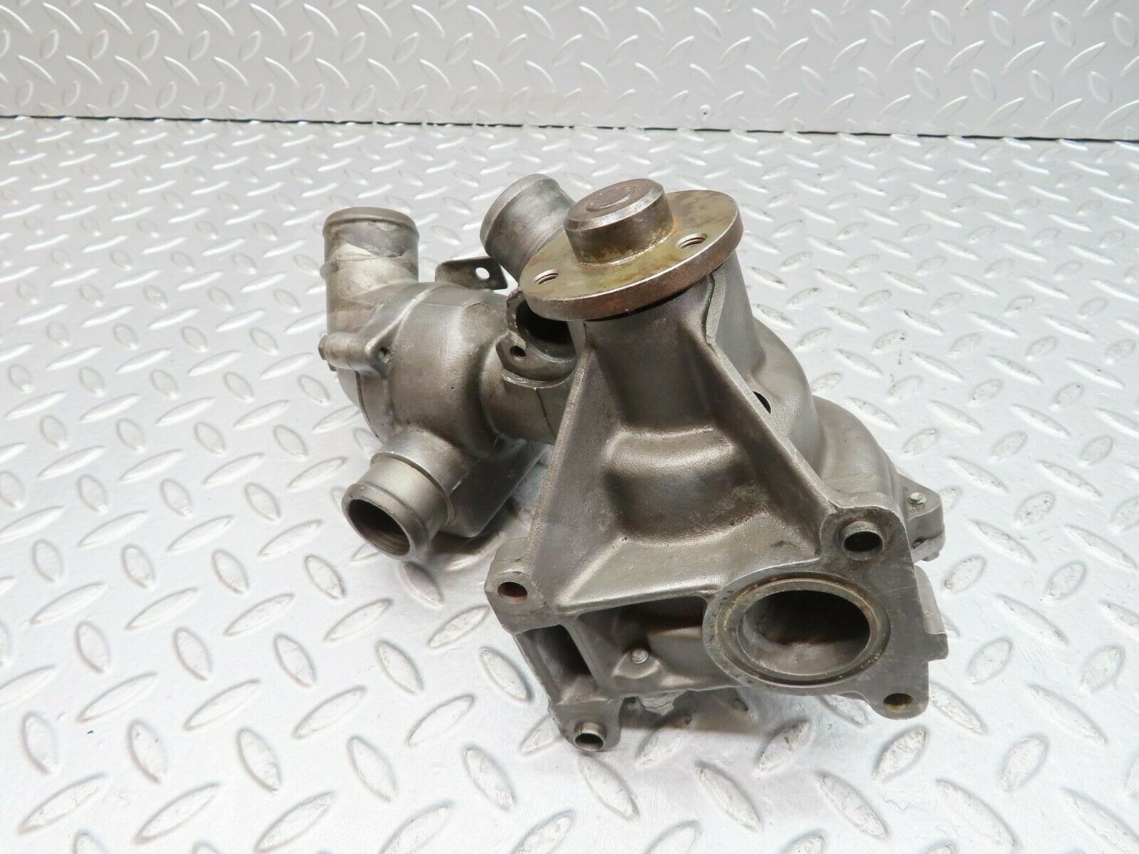 12166 Mercedes-Benz R129 300SL Coupe Water Pump 1032010101