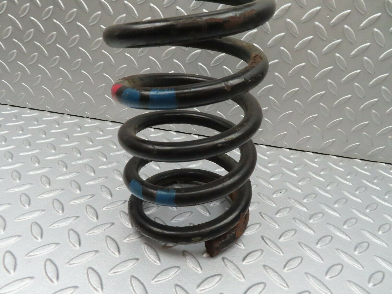 3677 Mercedes-Benz W108 280SE Rear Coil Spring