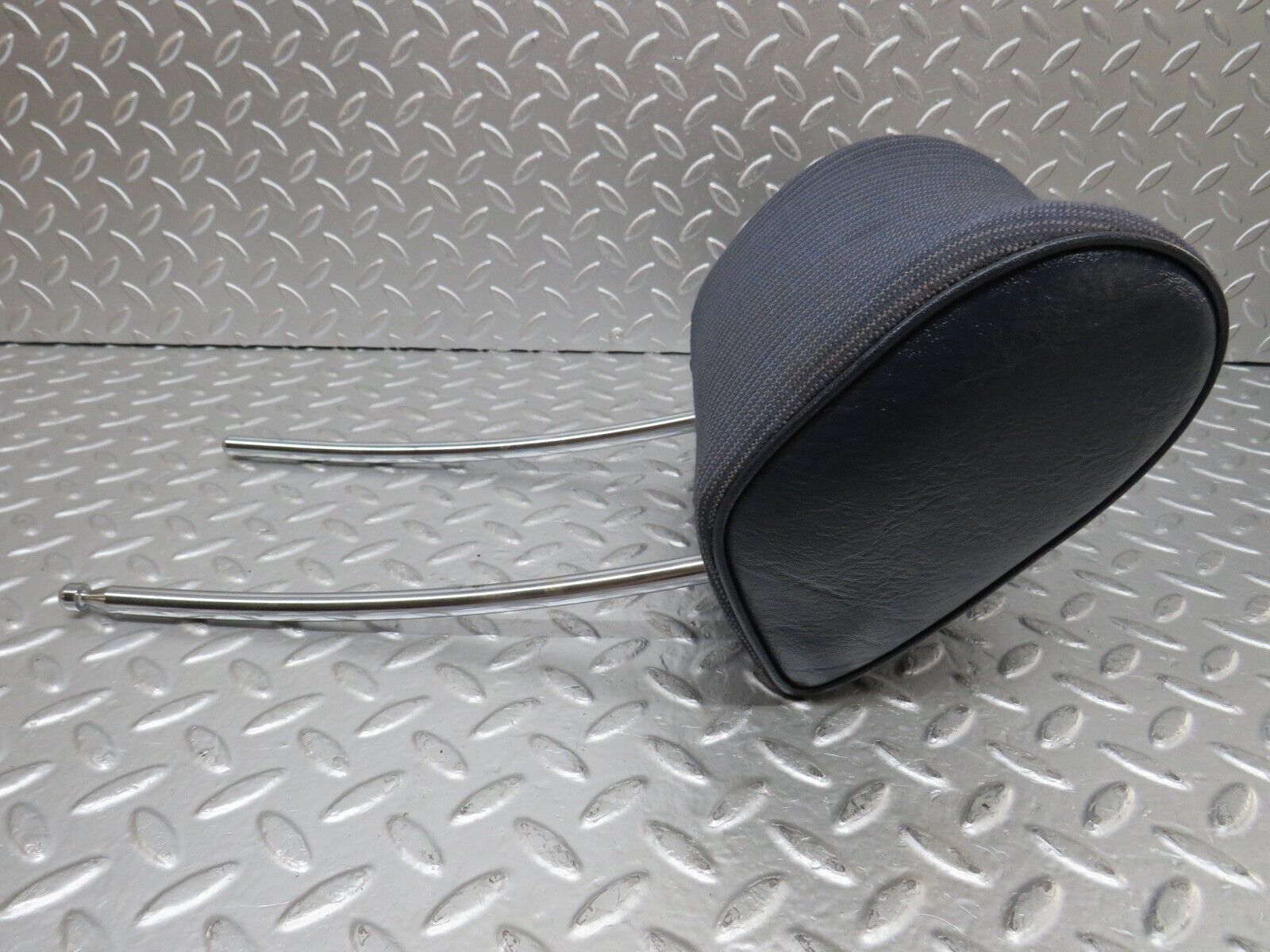 26771 Mercedes-Benz W123 240D Front Seat Headrest