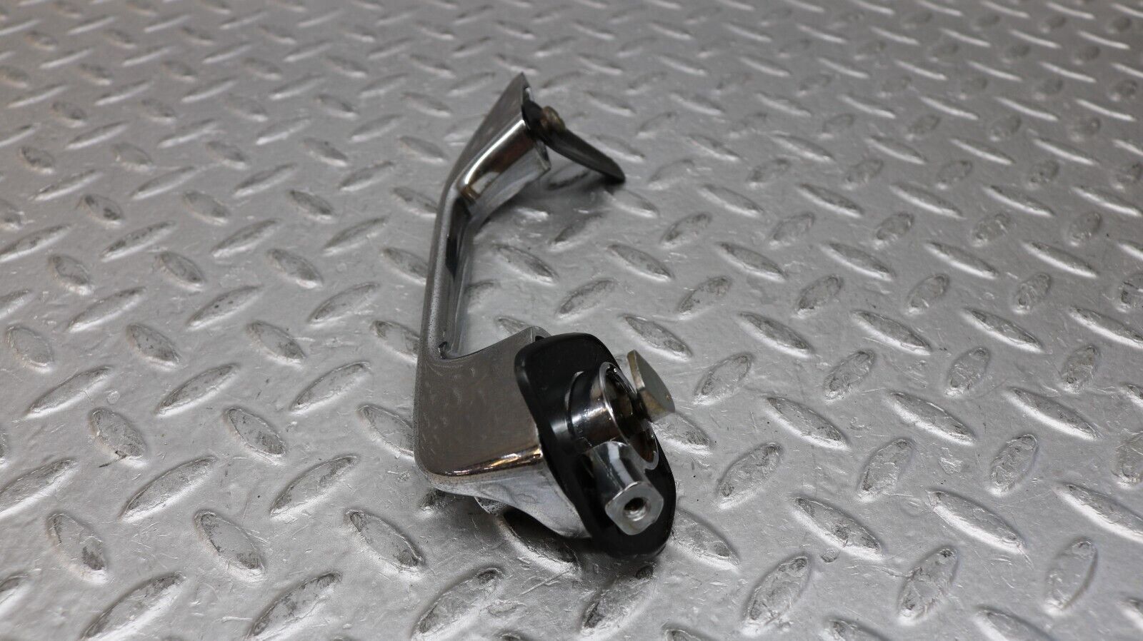 37278 Mercedes-Benz W109 300SEL Rear Left Door Chrome Handle 1087661102