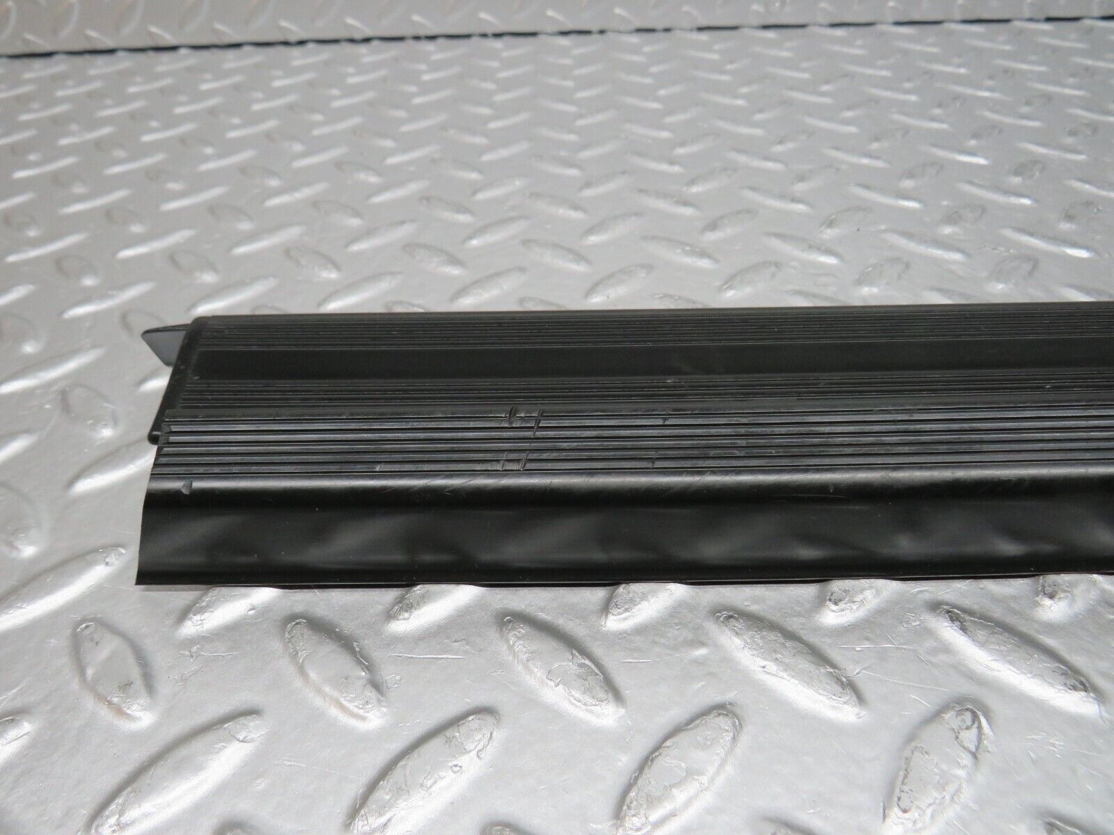 31680 Mercedes-Benz W201 190LE 1.8L Rear Right Door Sill Trim Black