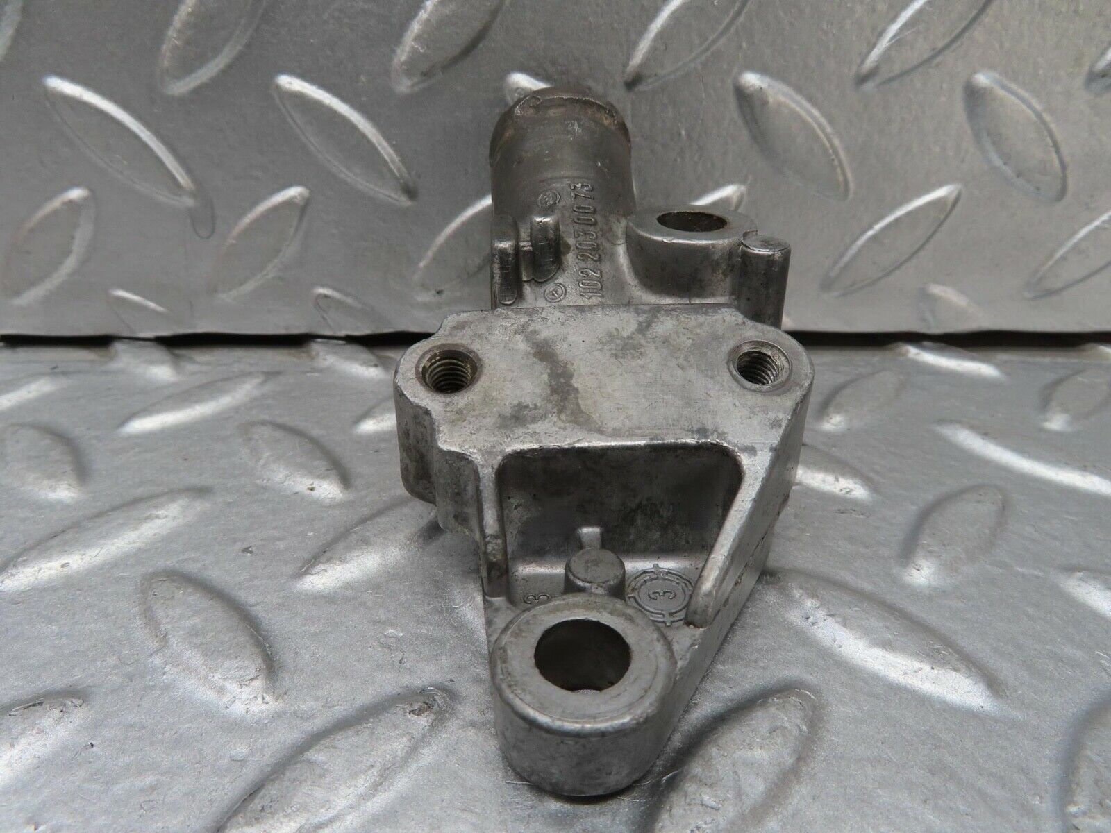 15325 Mercedes-Benz W123 230E Cooling Water Pump Housing Flange 1022030073