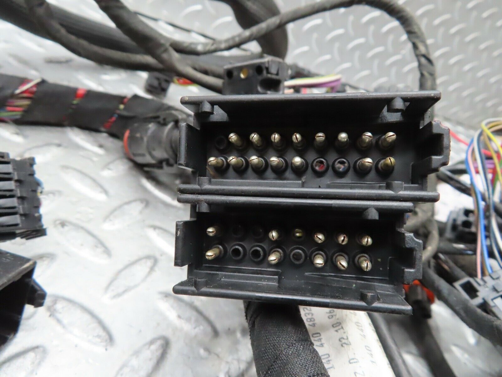 19577 Mercedes-Benz C140 CL420 Coupe Engine Wire Wiring Harness 1404404832