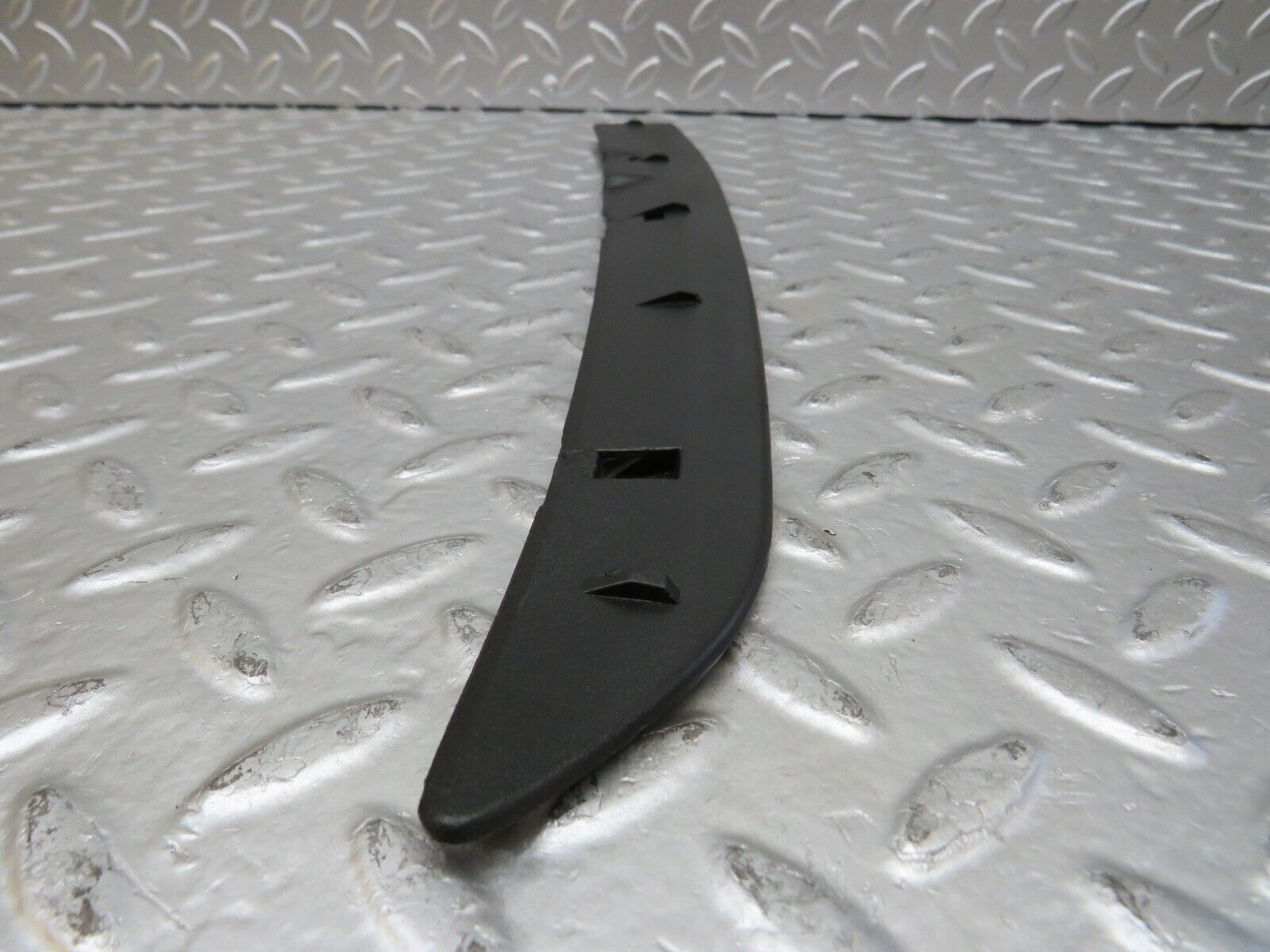 26791 Mercedes-Benz W123 240D Rear Right C Pillar Plastic Trim