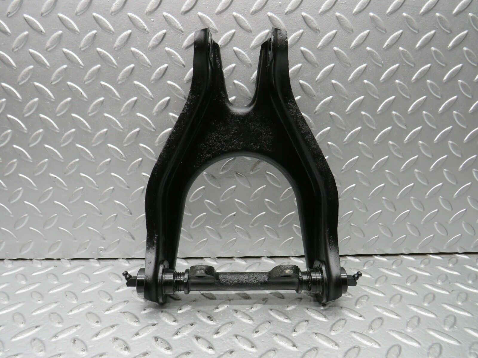 21935 Mercedes-Benz W121 190b Ponton Front Right Upper Control Arm