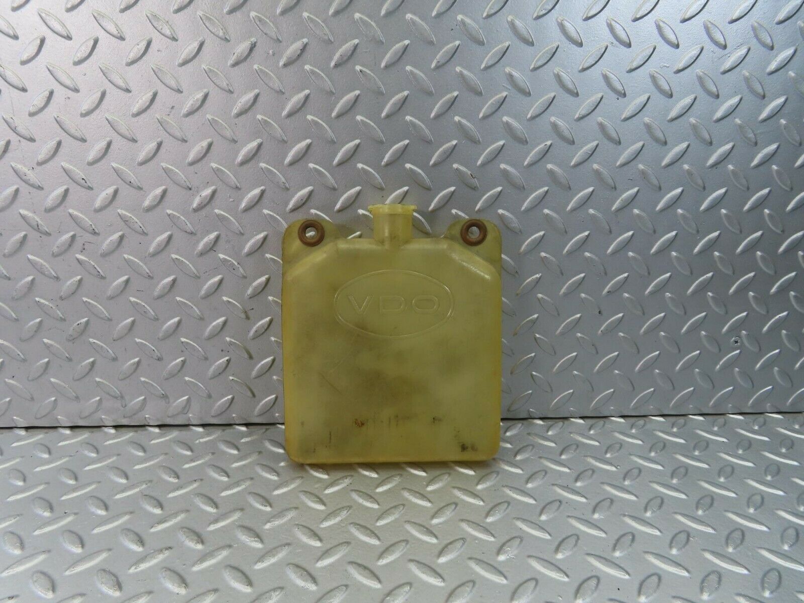 8943 Mercedes-Benz W108 Windscreen Washer Fluid Reservoir