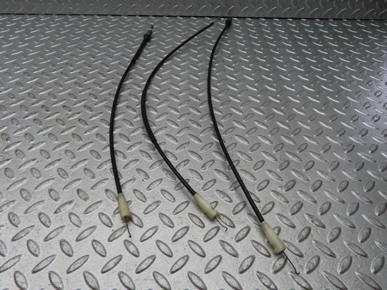 19211 Mercedes-Benz W123 300D Heater Control Cable