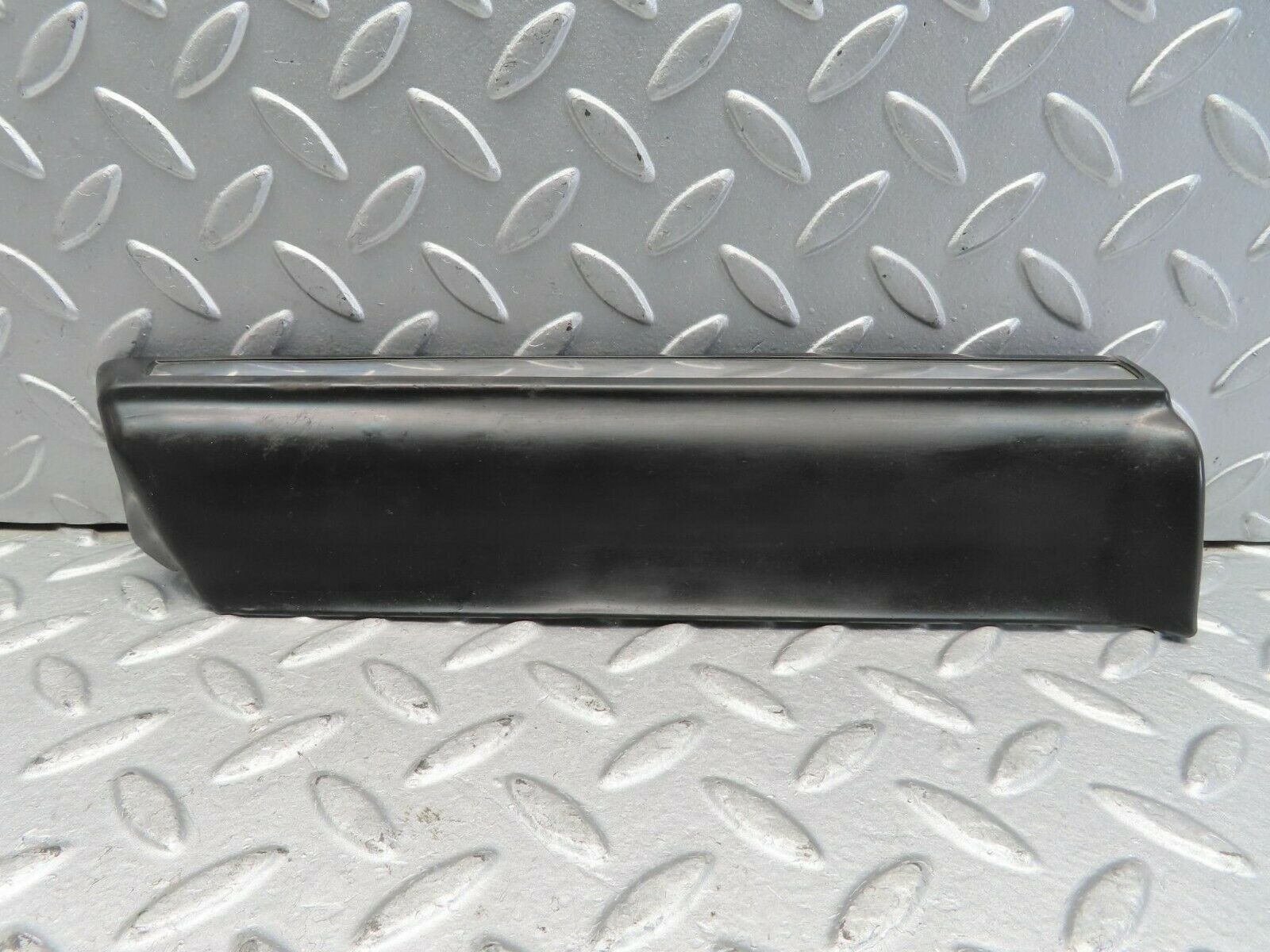 11553 Mercedes-Benz C123 230CE Coupe Front Left Fender Wing Lower Trim