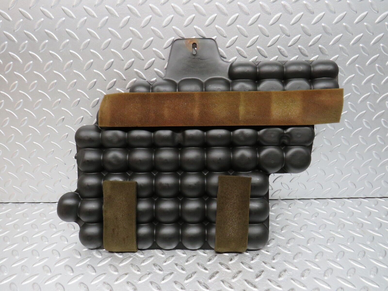 31942 Mercedes-Benz W123 230E Vacuum Reservoir Tank 1238001419