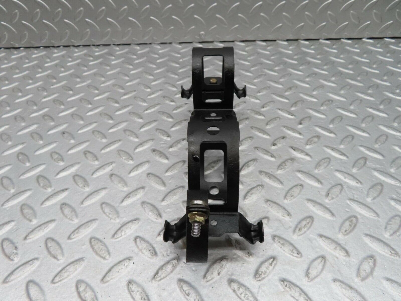 16261 Mercedes-Benz W124 260E Fuel Pump Fuel Filter Bracket Holder