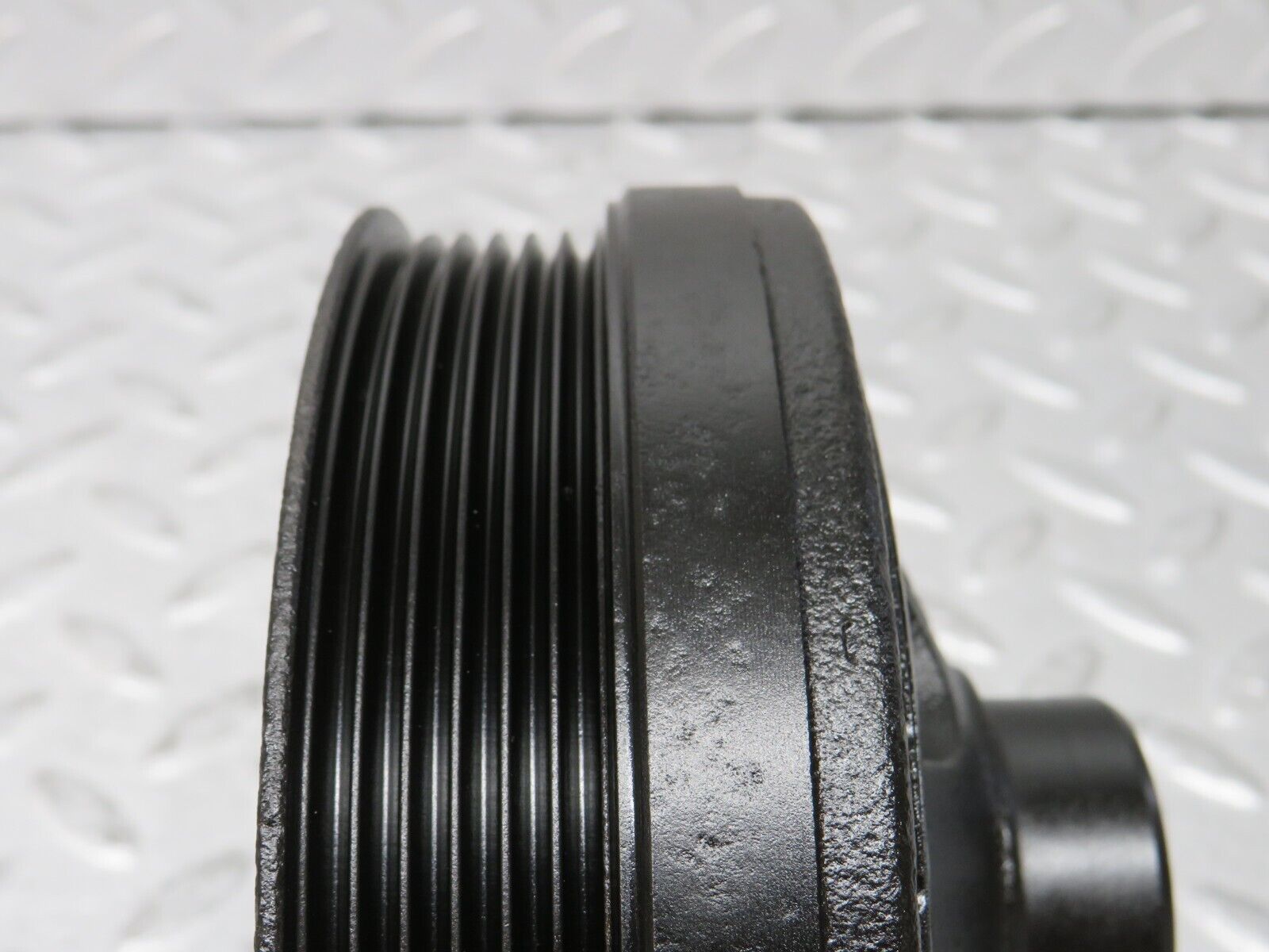 35026 Mercedes-Benz W210 320E Crankshaft Pulley