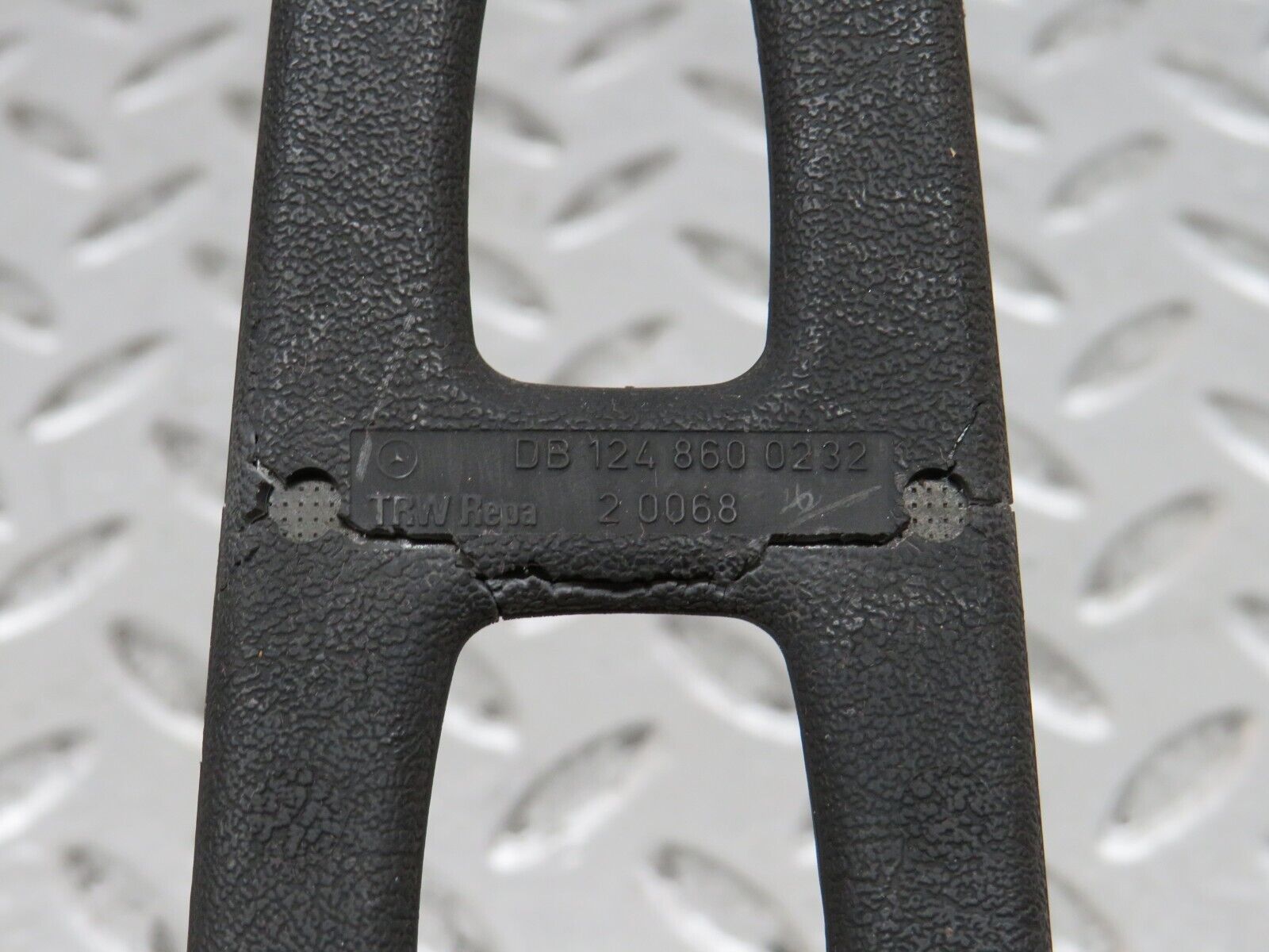 27821 Mercedes-Benz S124 300TE Third Row Seat Belt Set With Buckles