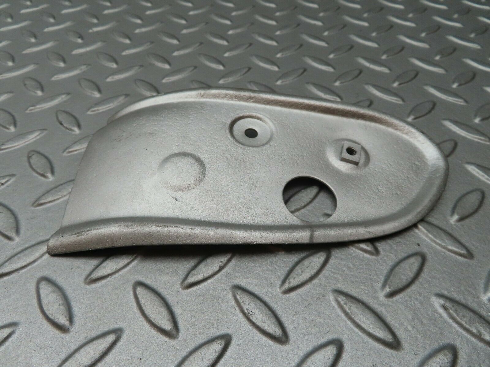 4231 Mercedes-Benz V123 240D LWB Rear Bumper Reinforcement Right 1238803416