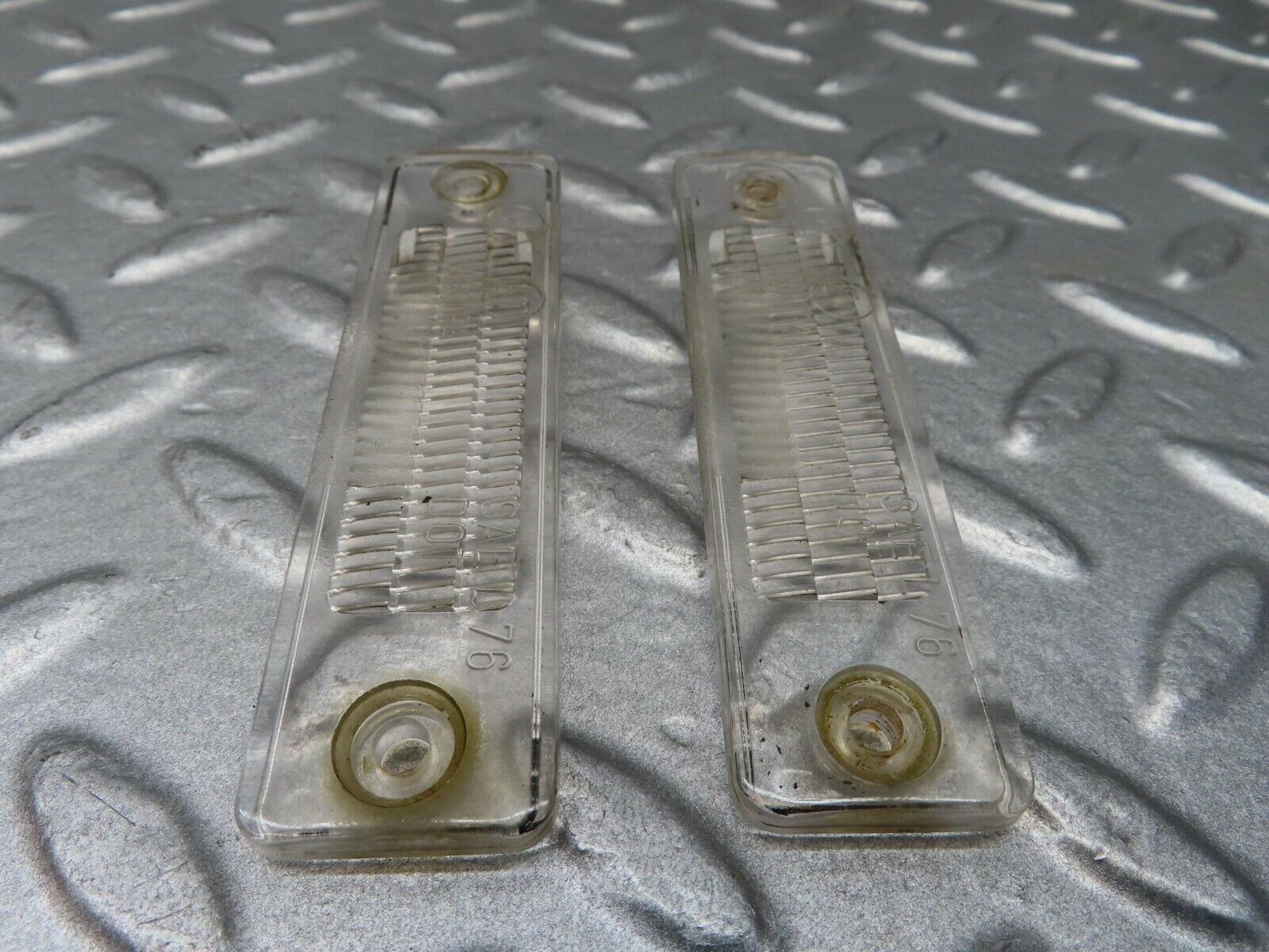 14141 Mercedes-Benz C107 280SLC number Plate Light Lenses