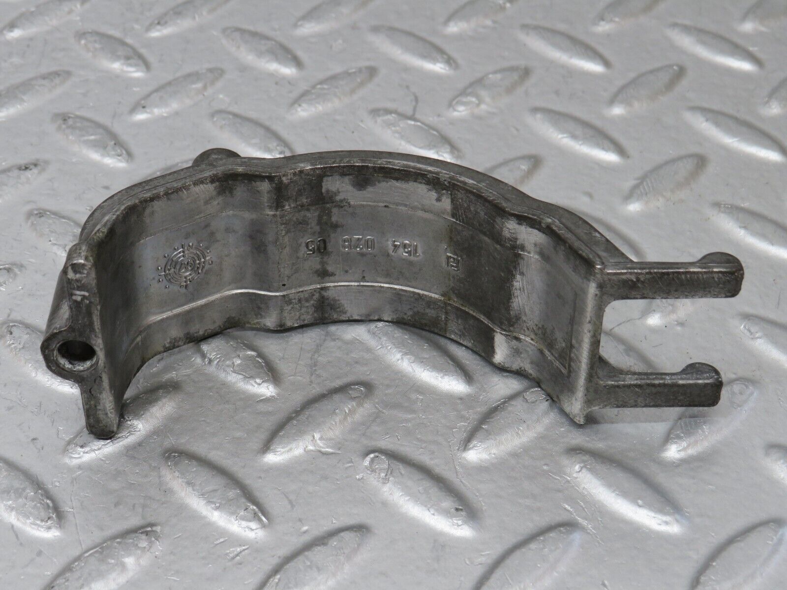 34944 Mercedes-Benz W210 320E Secondary Air Pump Bracket 1122370240