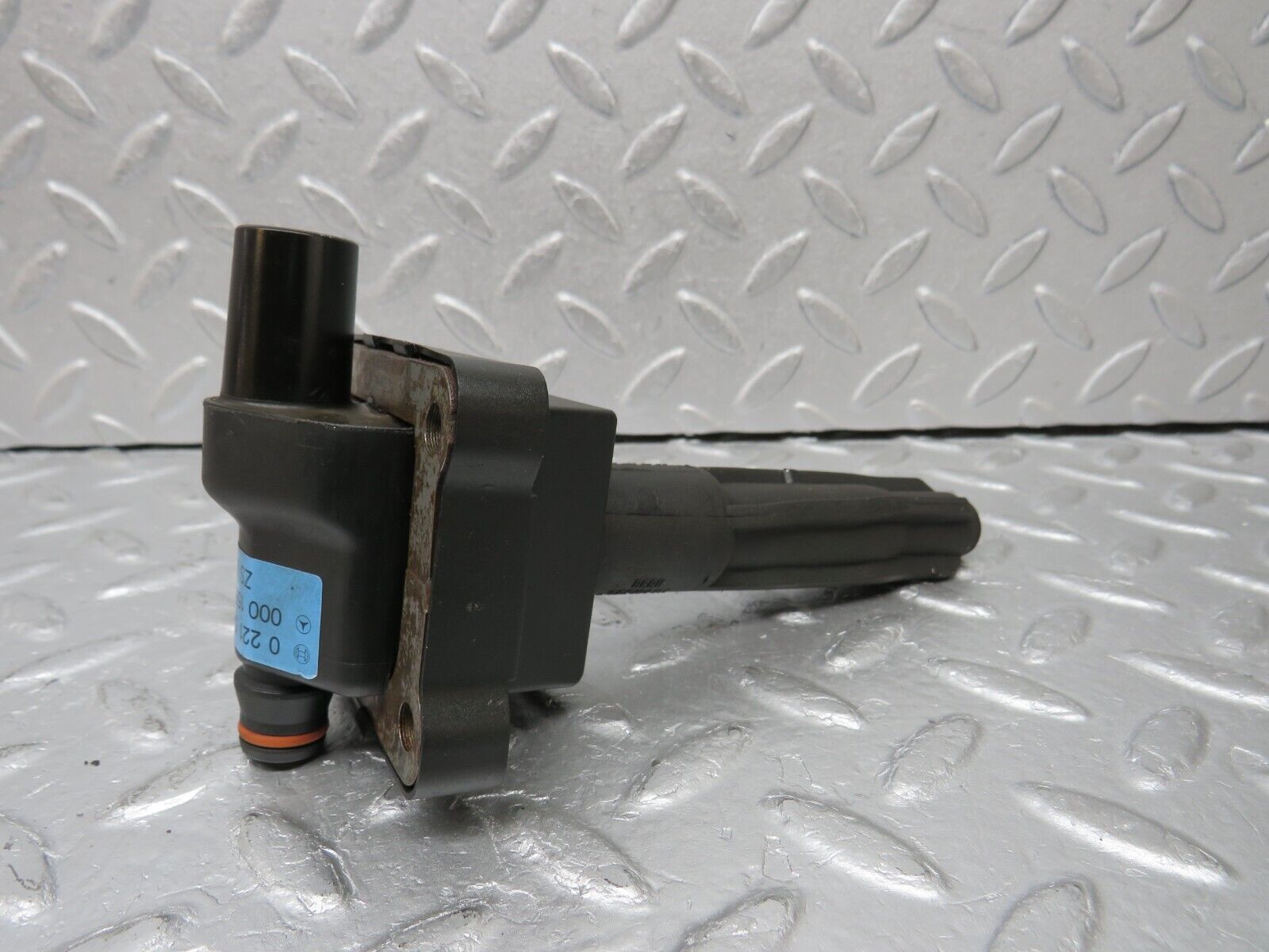 38081 Mercedes-Benz A124 320E Cabriolet Ignition Coil 0221506444 0001587003