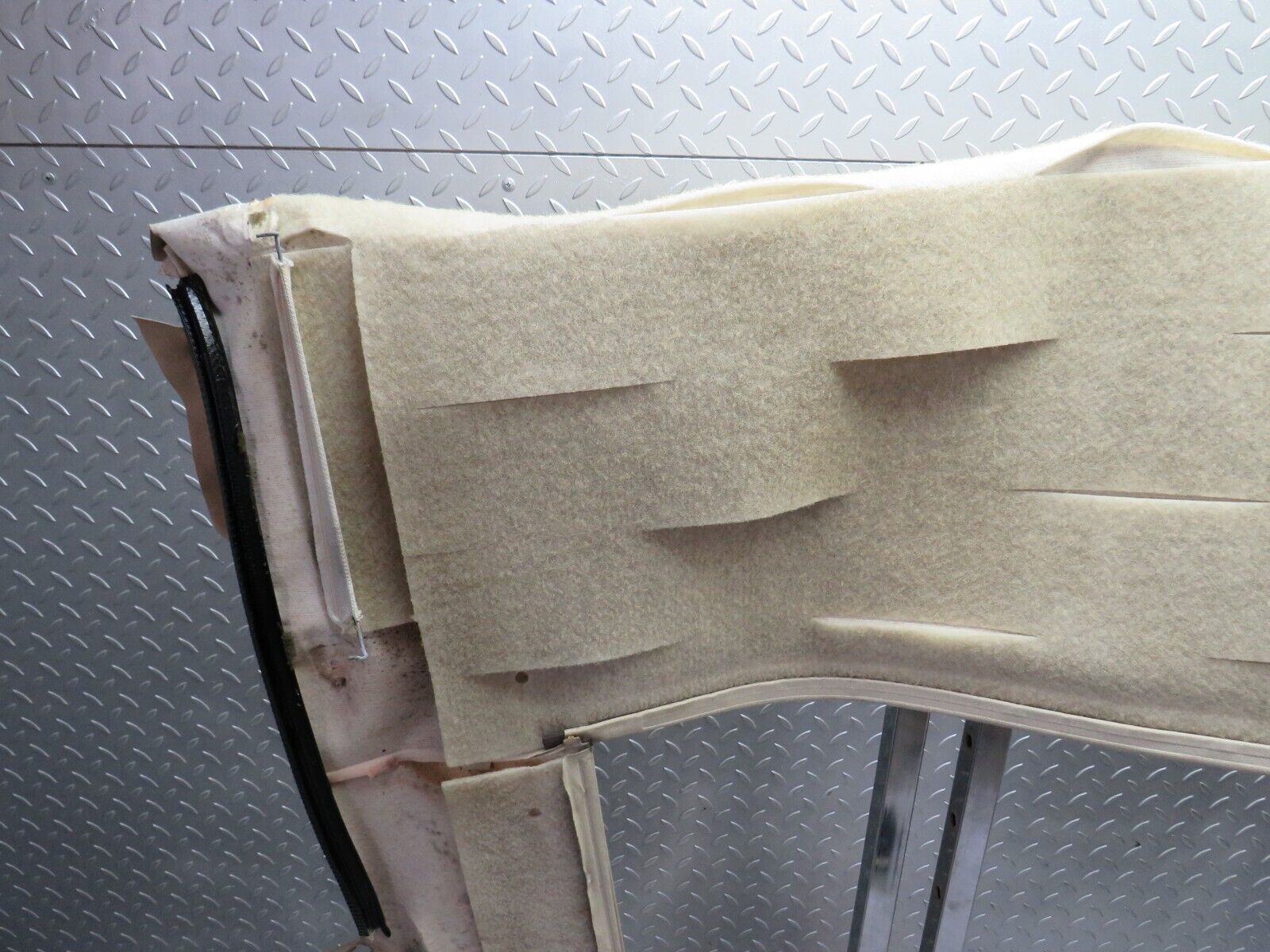 29610 Mercedes-Benz W124 230E Roof Headlining