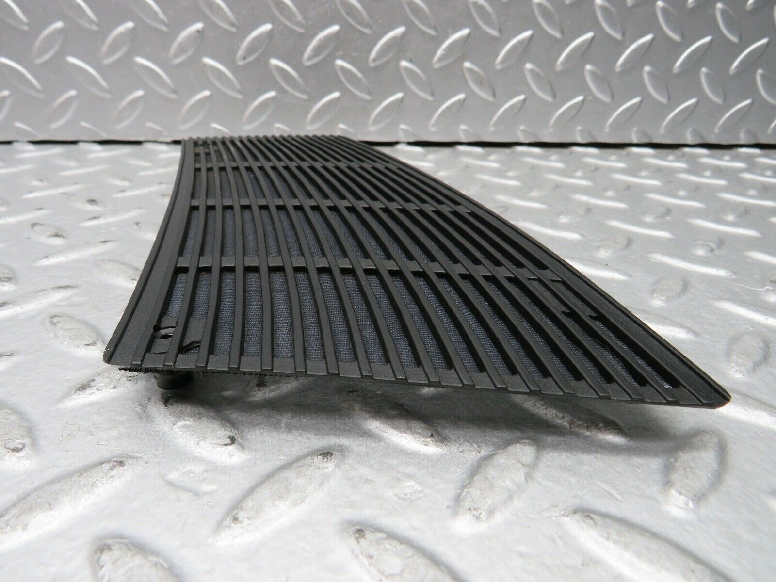 21779 Mercedes-Benz W126 300SE Dashboard Speaker Covers Black