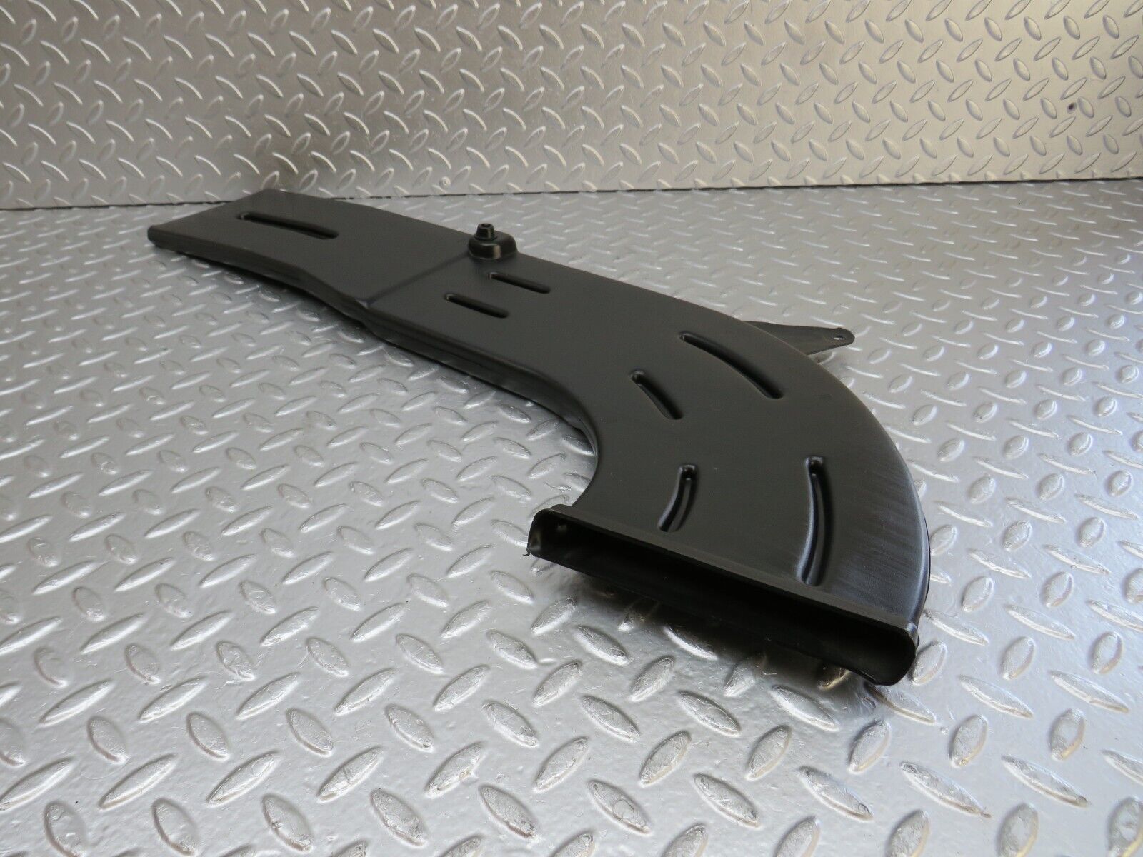 33580 Mercedes-Benz W201 190E 2.0L Air Duct Heater Ventilation Left 2018312146