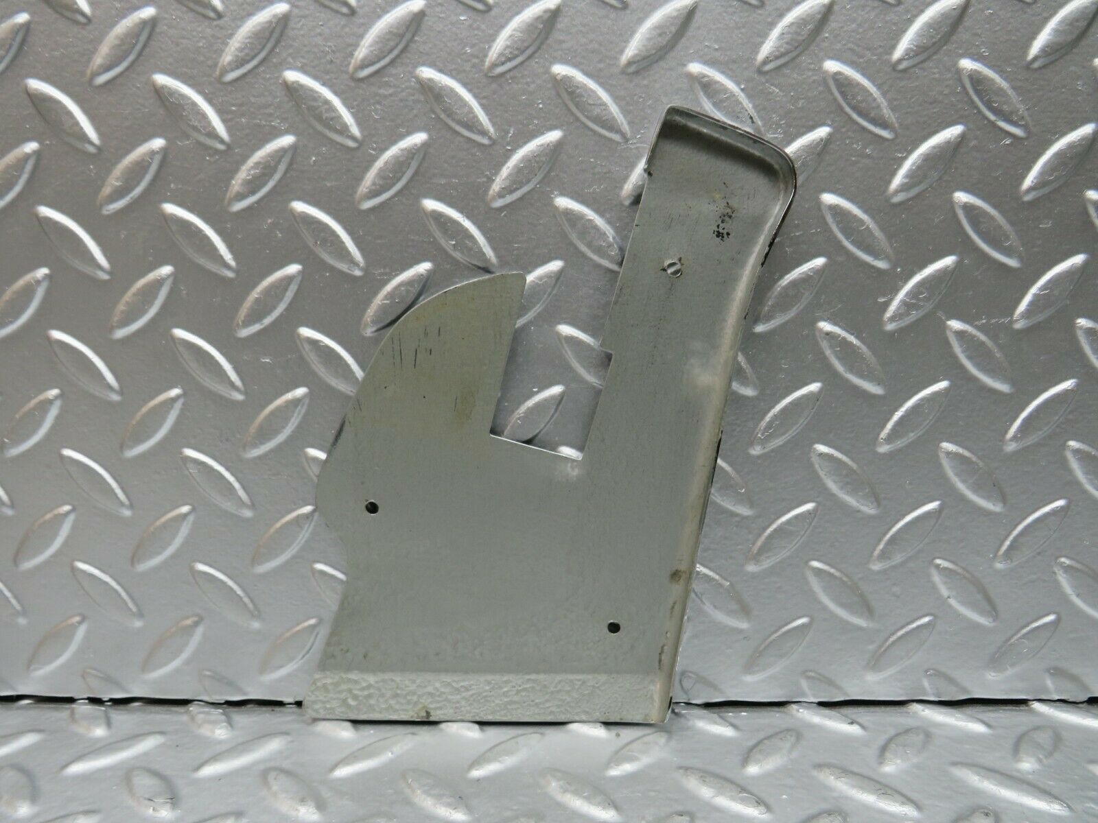 22749 Mercedes-Benz C107 450SLC Coupe Door Moulding Trim Chrome Right Side