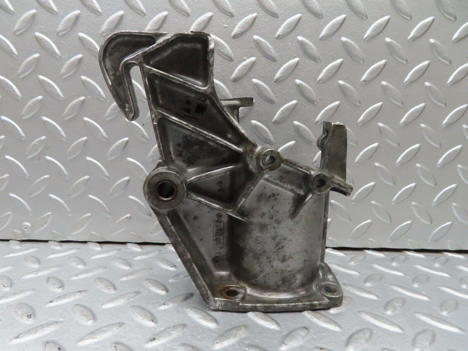 16898 Mercedes-Benz C123 280CE Coupe Brake Pedal Bracket 1232900219