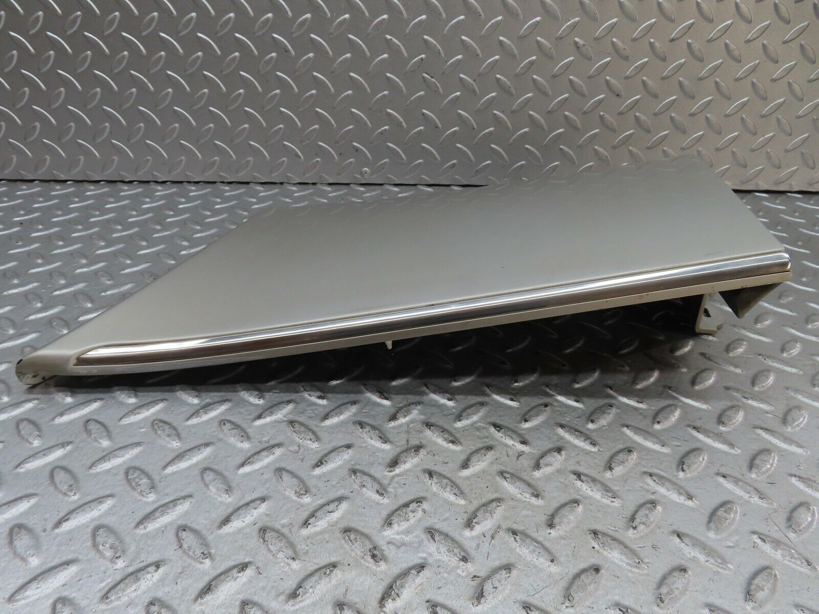 19317 Mercedes-Benz C140 CL420 Coupe Front Left Fender Wing Lower Trim 1406901740