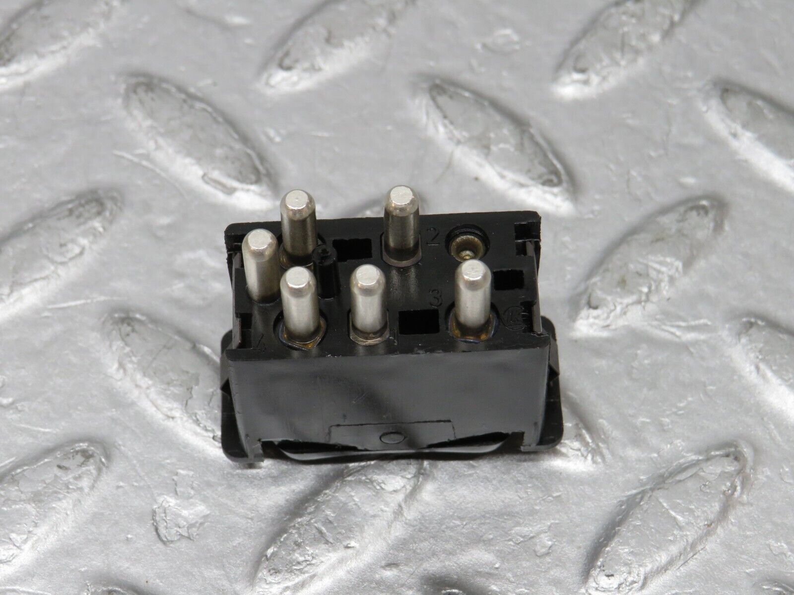 36084 Mercedes-Benz W126 420SE Electric Window Switch Left 1268206210