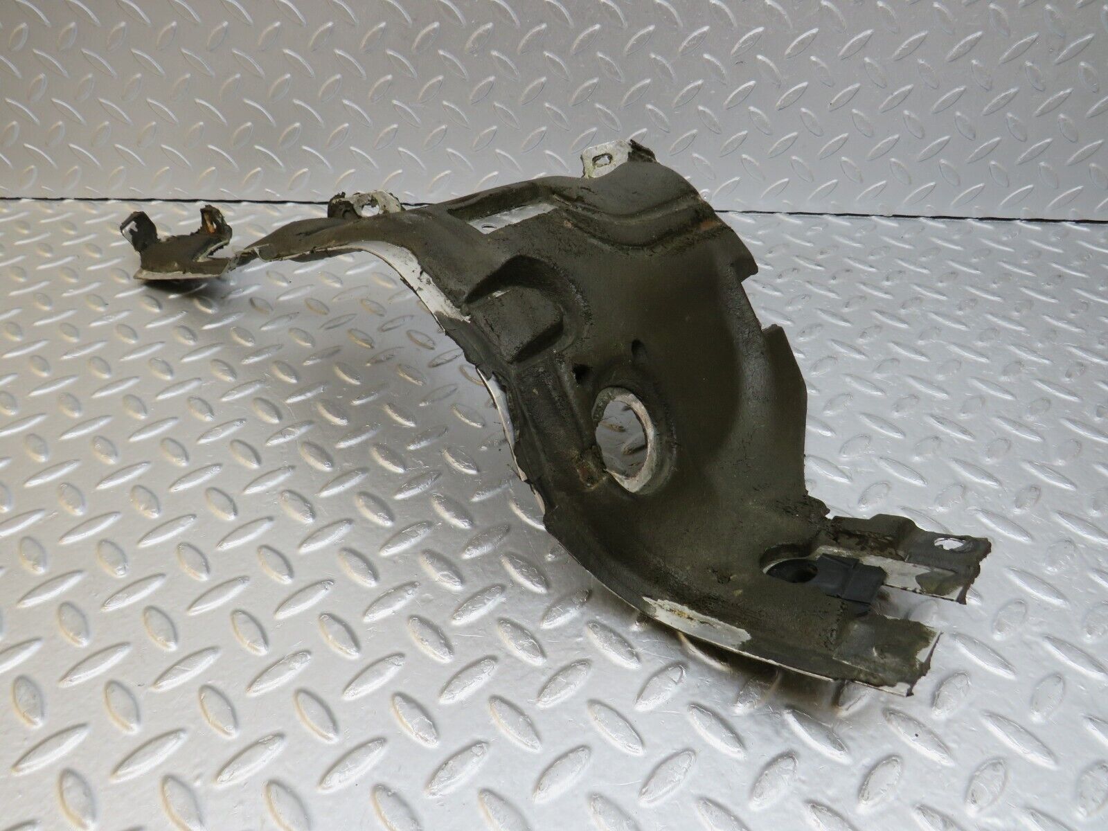 35999 Mercedes-Benz W126 420SE Firewall Heat Shield