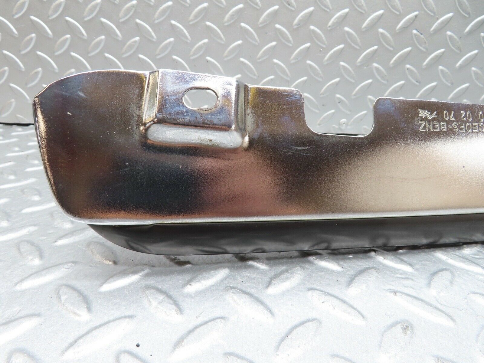 18156 Mercedes-Benz W116 450SEL Front Right Upper Bumper Corner 1168800270