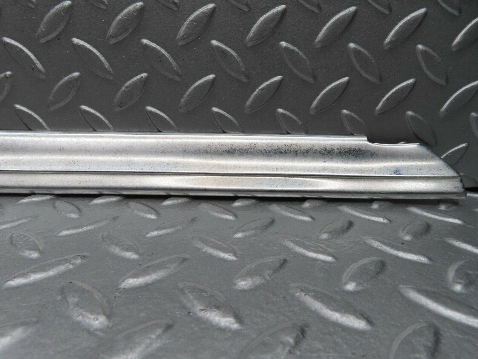 12828 Mercedes-Benz W111 220SE Rear Left Door Chrome Moulding Trim