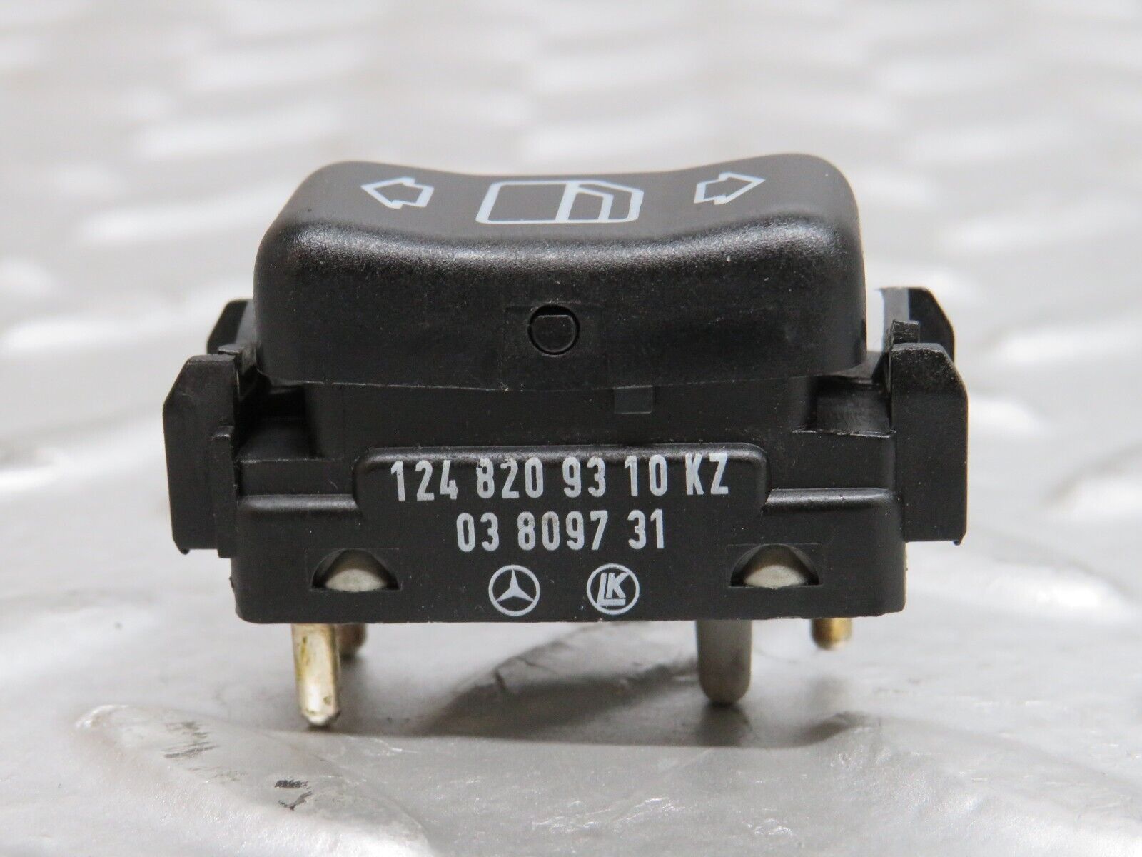 29184 Mercedes-Benz C124 320CE Coupe Left Electric Window Switch 1248209310