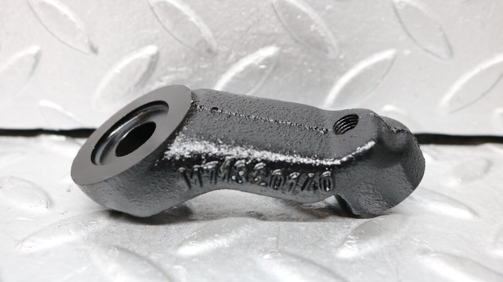 37223 Mercedes-Benz C126 420SEC Coupe Belt Tensioner Pulley Bracket 1171320140