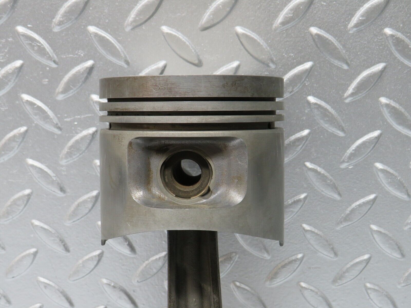 30912 Mercedes-Benz W201 190E 2.0L Piston With Connecting Rod 88.985mm 10203