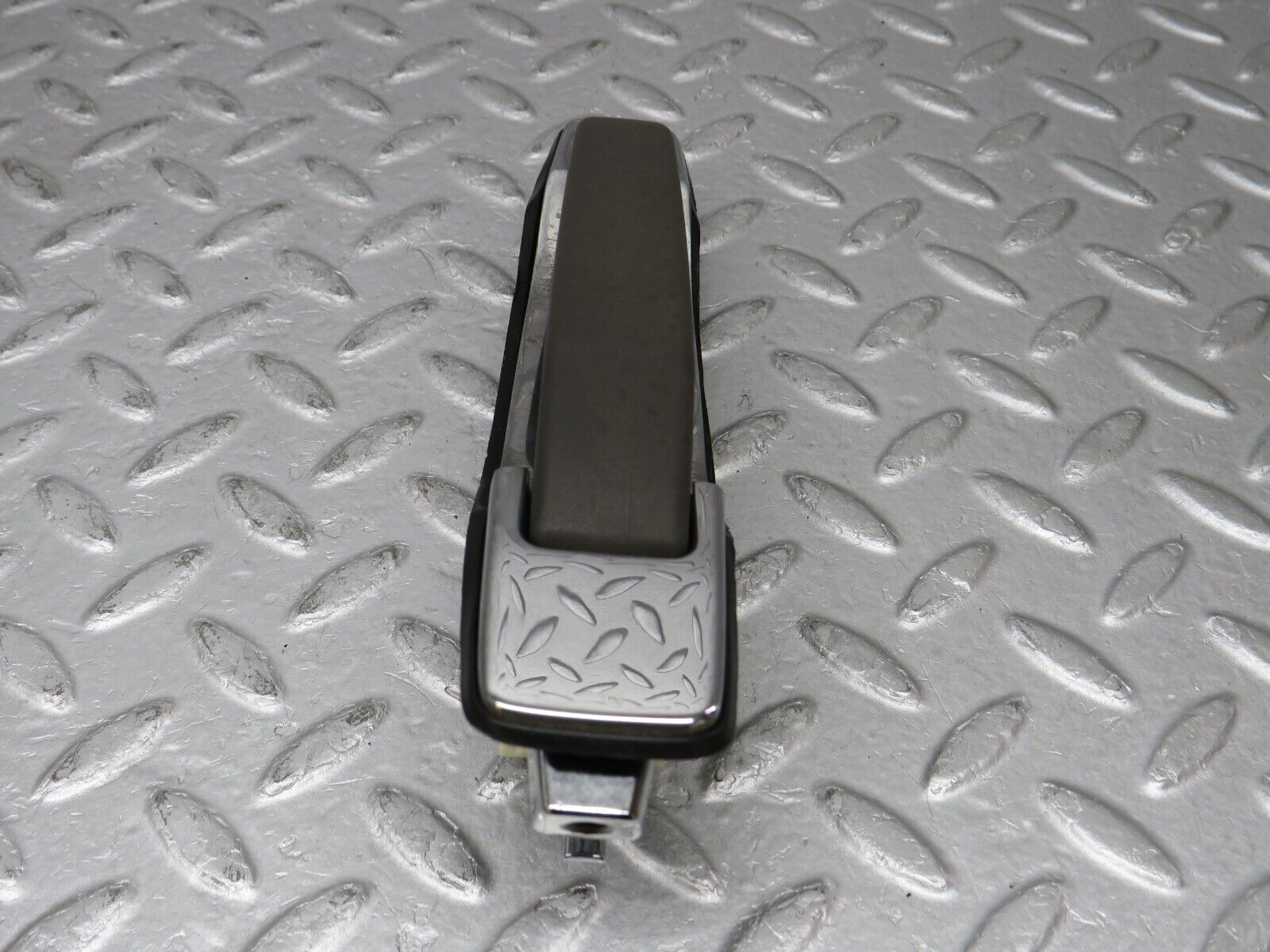 36188 Mercedes-Benz W126 420SE Rear Exterior Door Handle