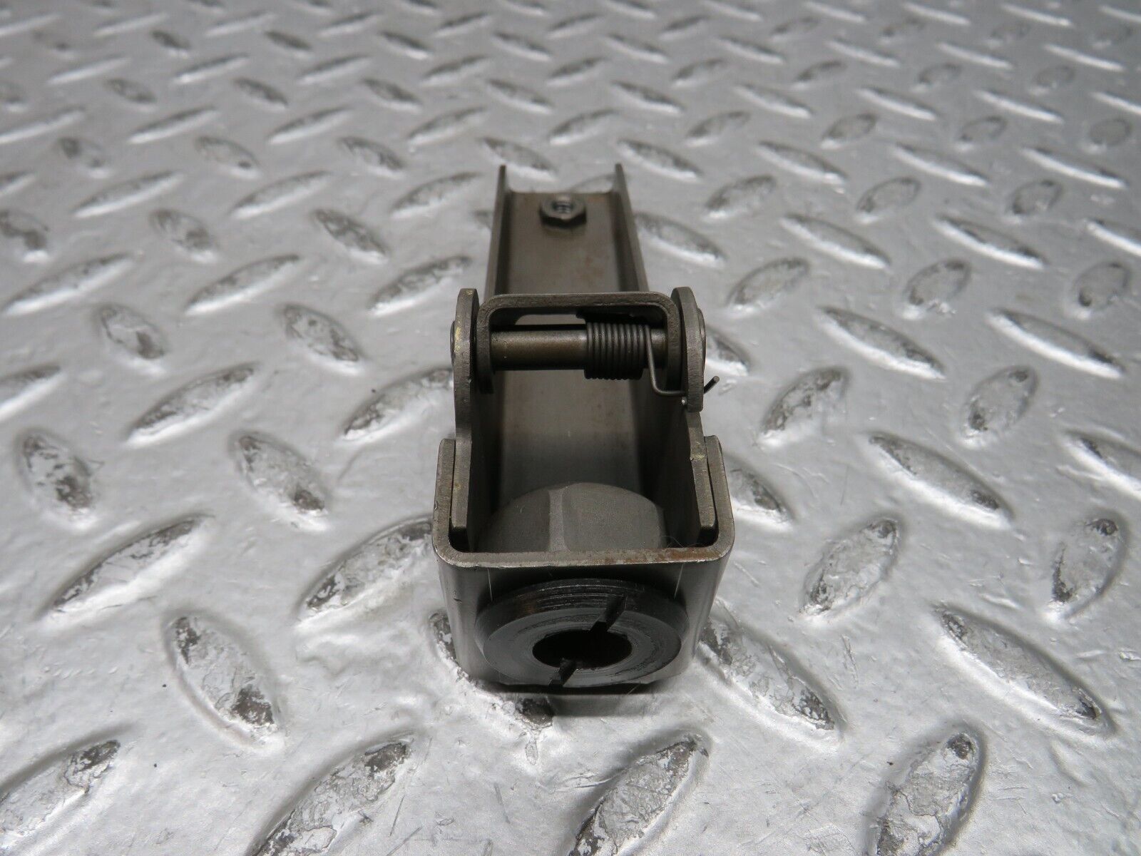 28859 Mercedes-Benz W123 230E Handbrake Regulator